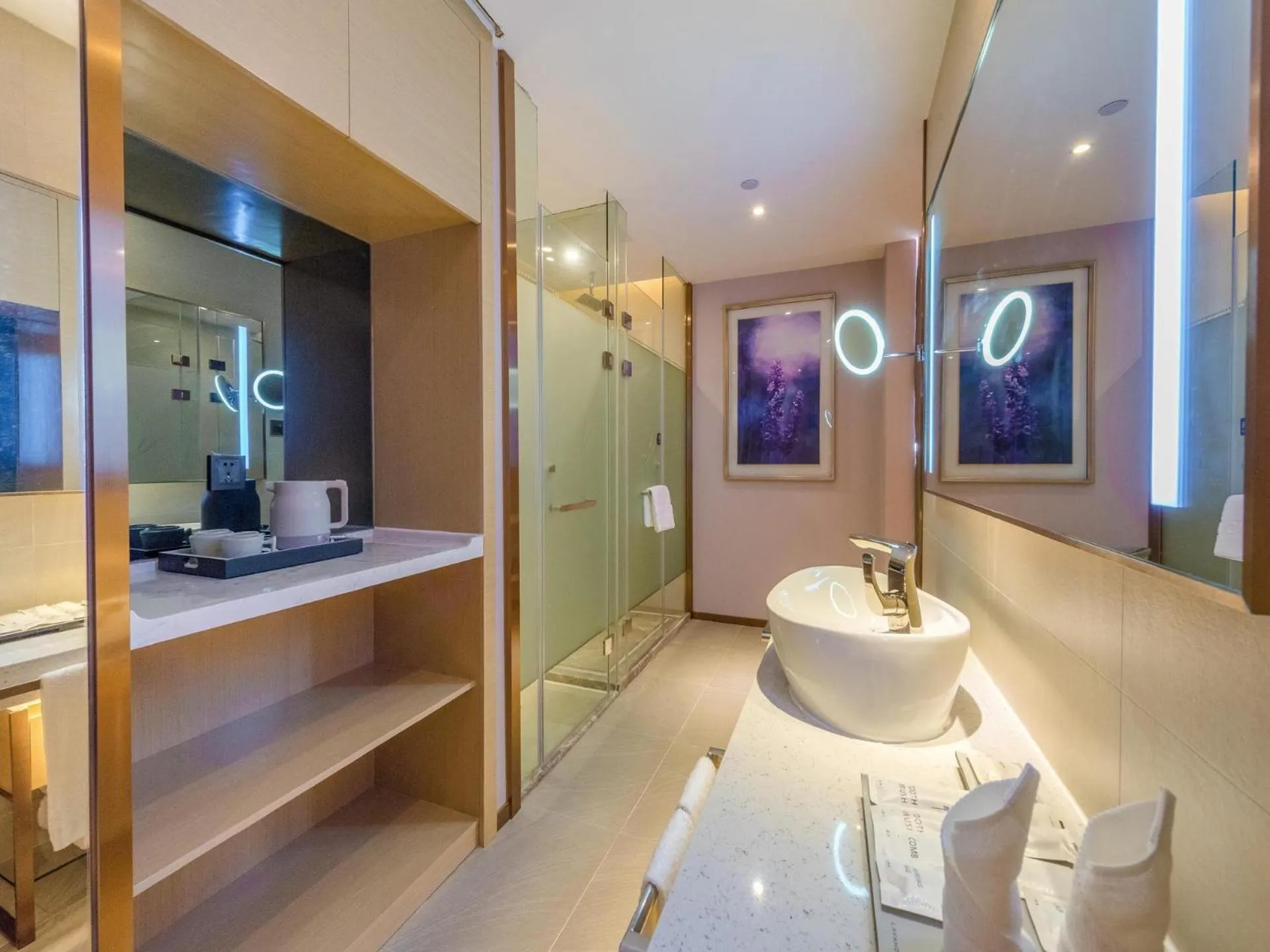 Lavande Hotels·Foshan Zhoucun Ligang Road Xunfenggang Metro Station