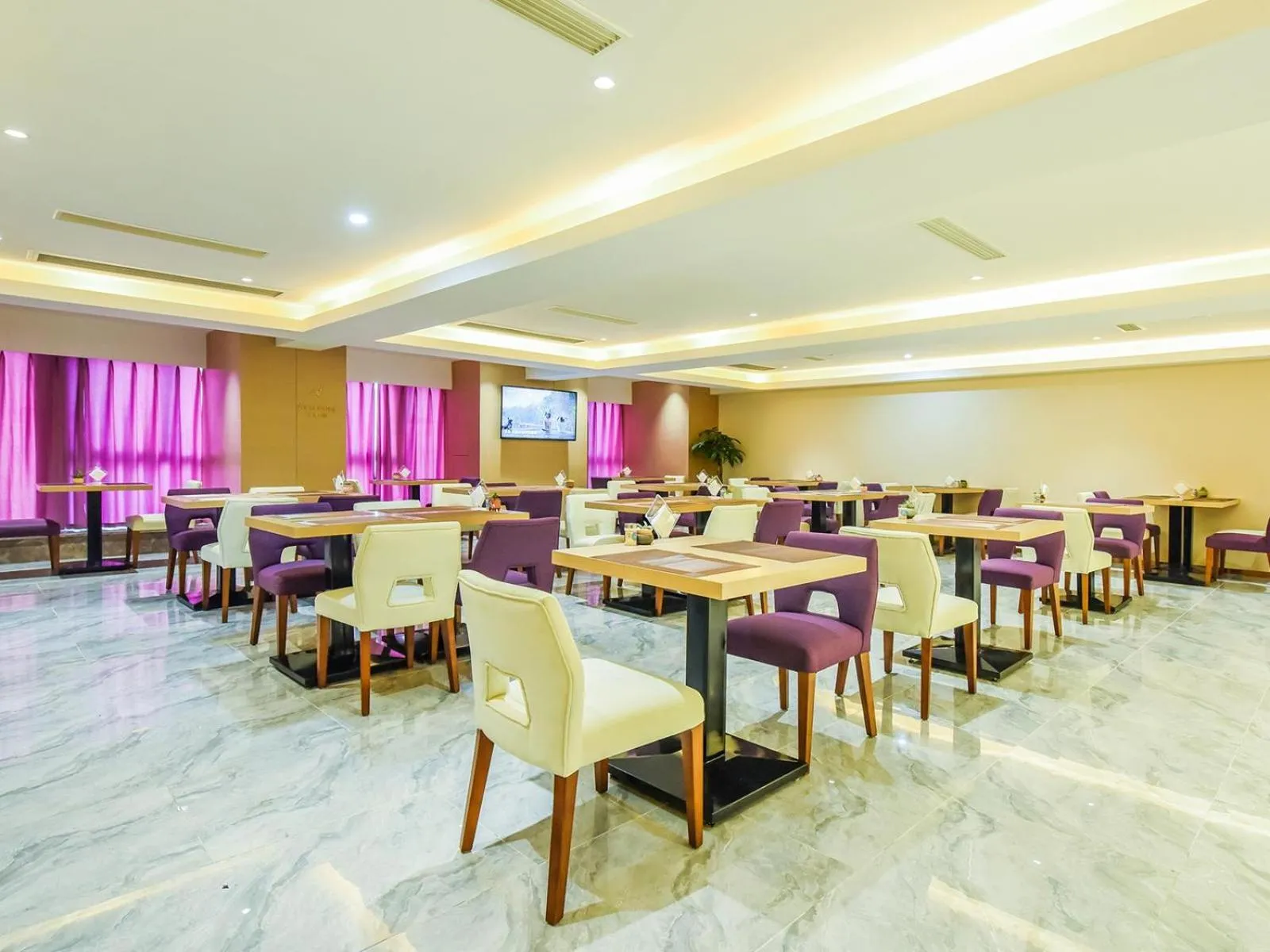 Lavande Hotels·Chongqing Longtoushi North Railway Station