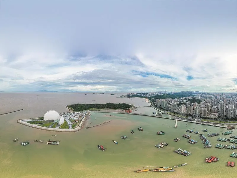 Lavande Hotels·Zhuhai Qinglv Middle Road Opera House