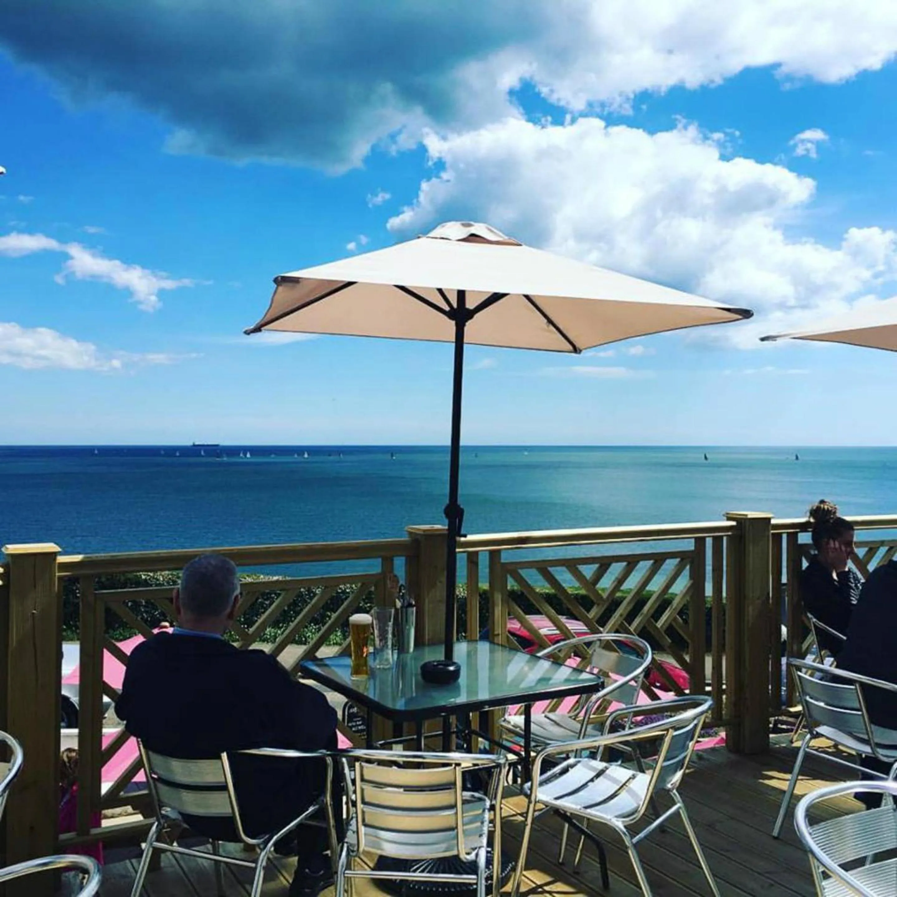 Balcony/Terrace in Harrow Lodge Hotel