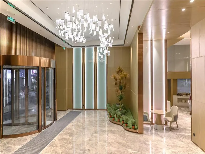 Lavande Hotel Chengdou Qingbai River Phoenix Lake