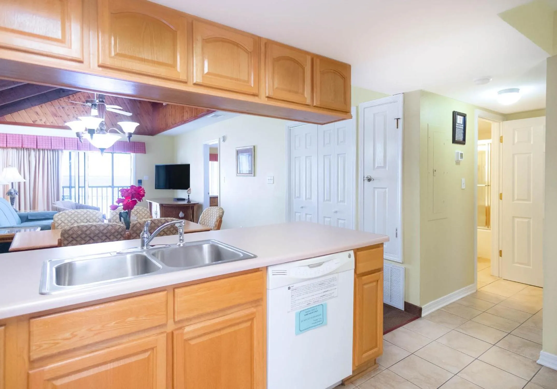 Kitchen or kitchenette in GetAways at Soundside Holiday Beach Resort