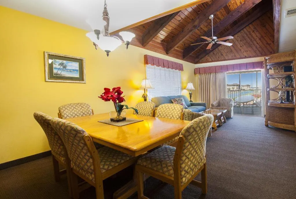 Living room in GetAways at Soundside Holiday Beach Resort