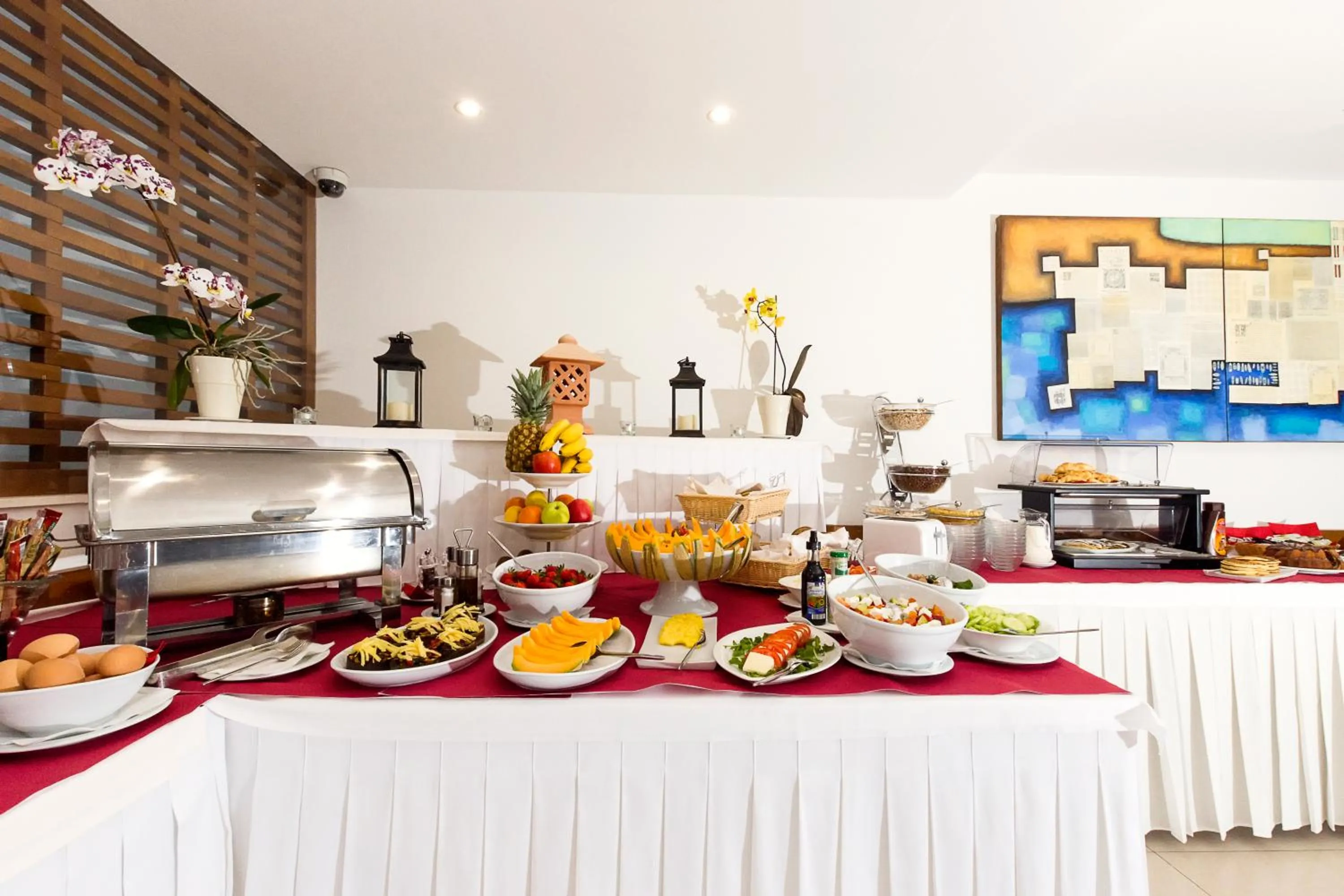 Restaurant/places to eat in Hotel Marul