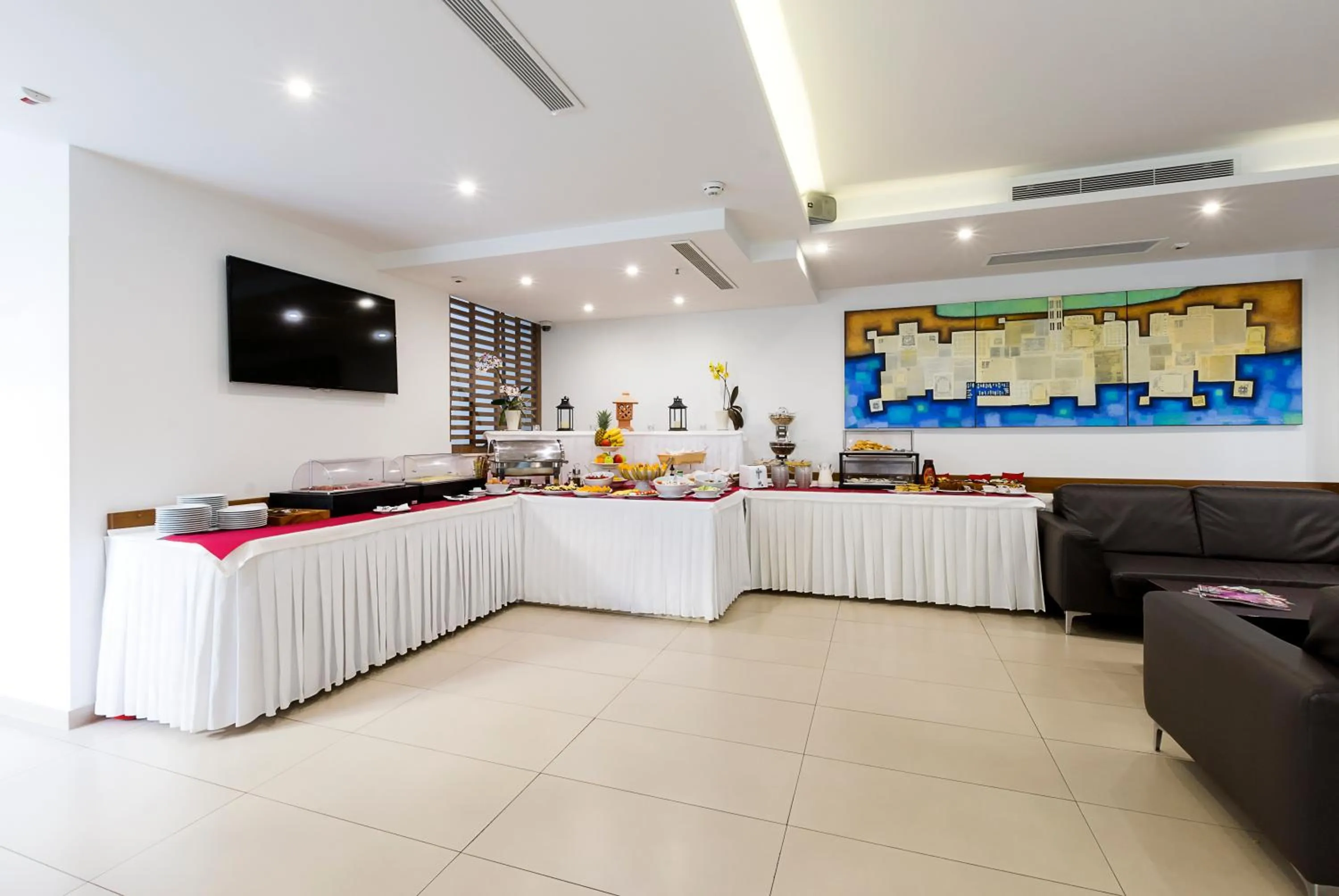 Restaurant/places to eat in Hotel Marul