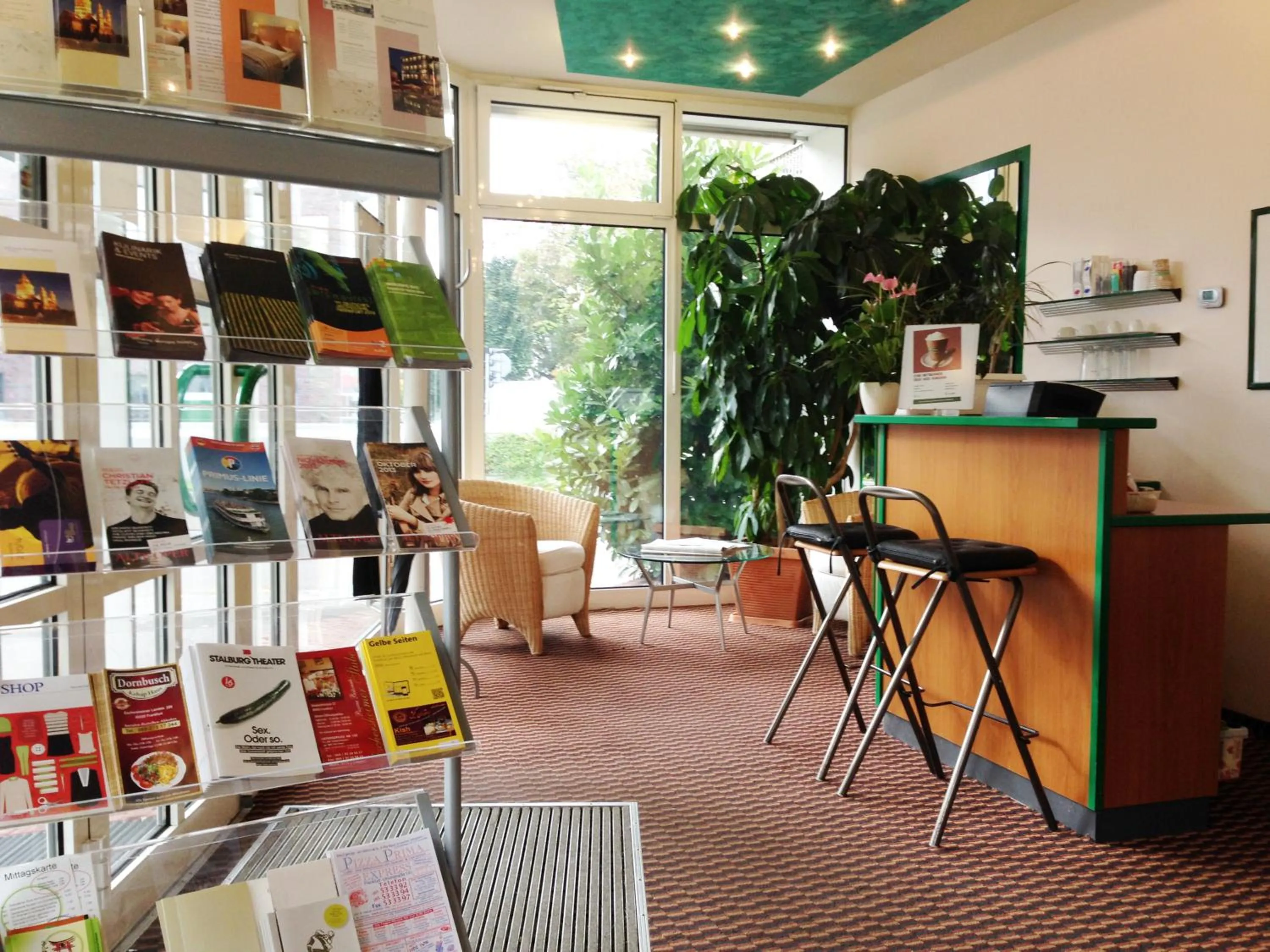 Lobby or reception in Motel Frankfurt