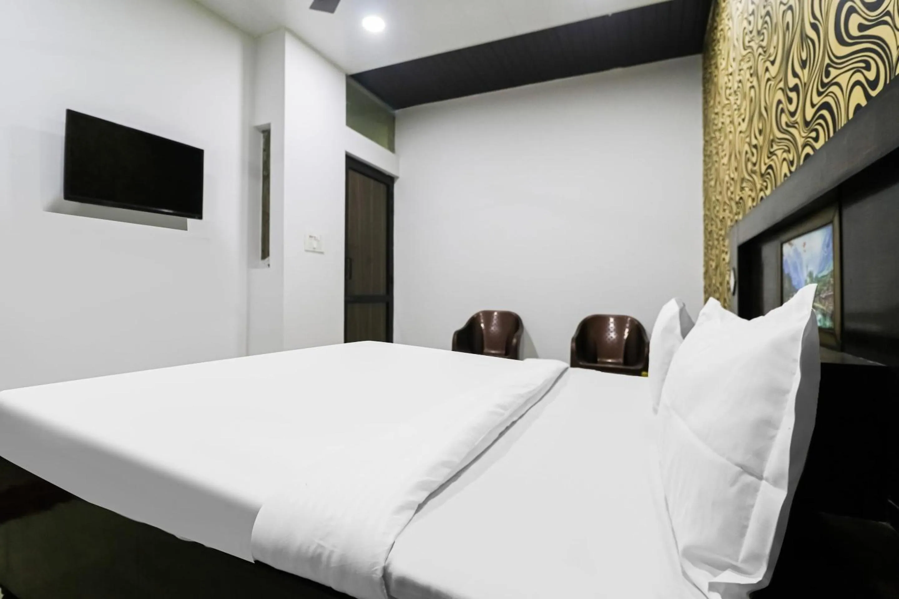 Bedroom, Bed in Hotel O King Villa's