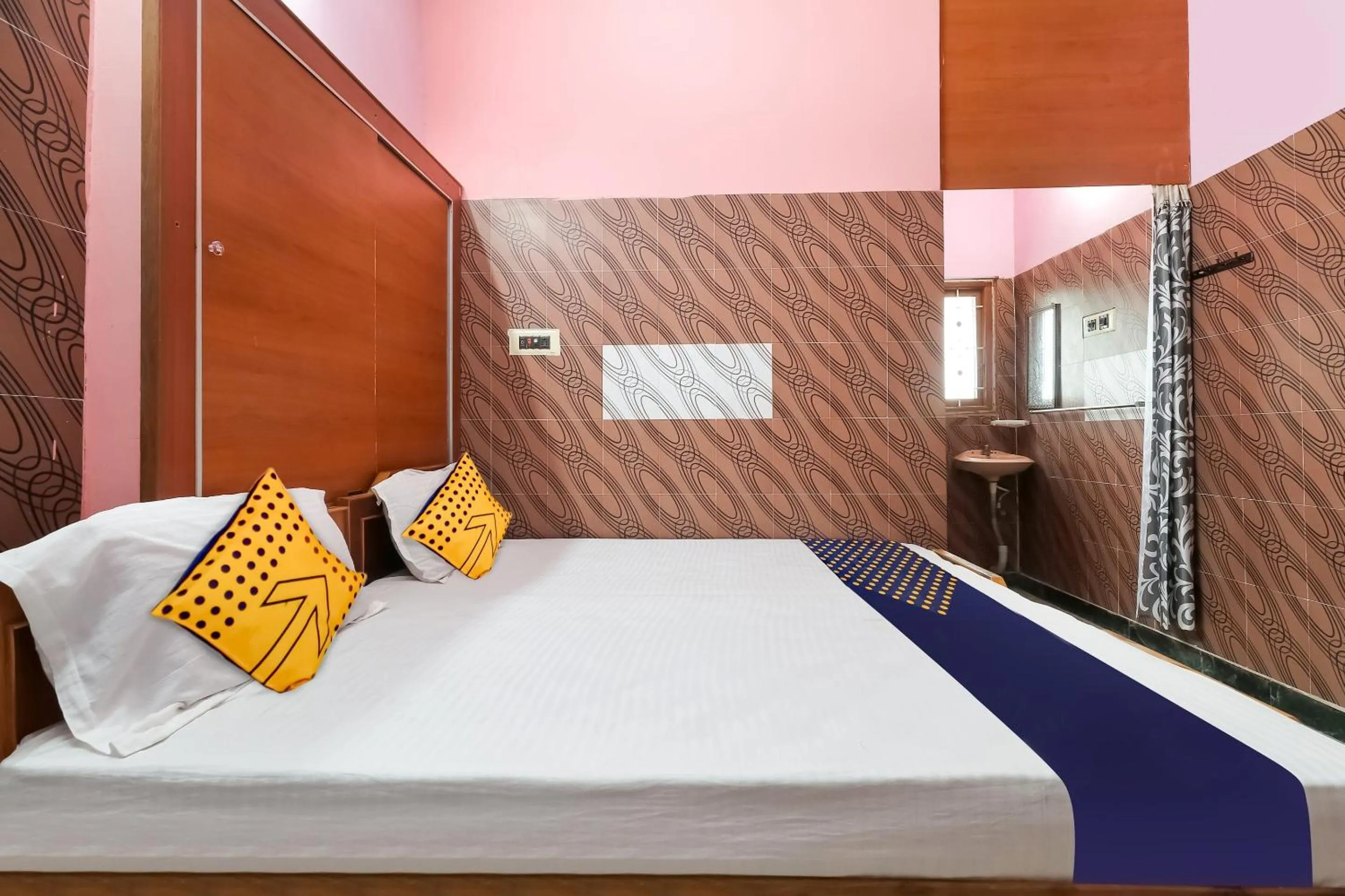 Bedroom, Bed in SPOT ON Apple Tree Cottage