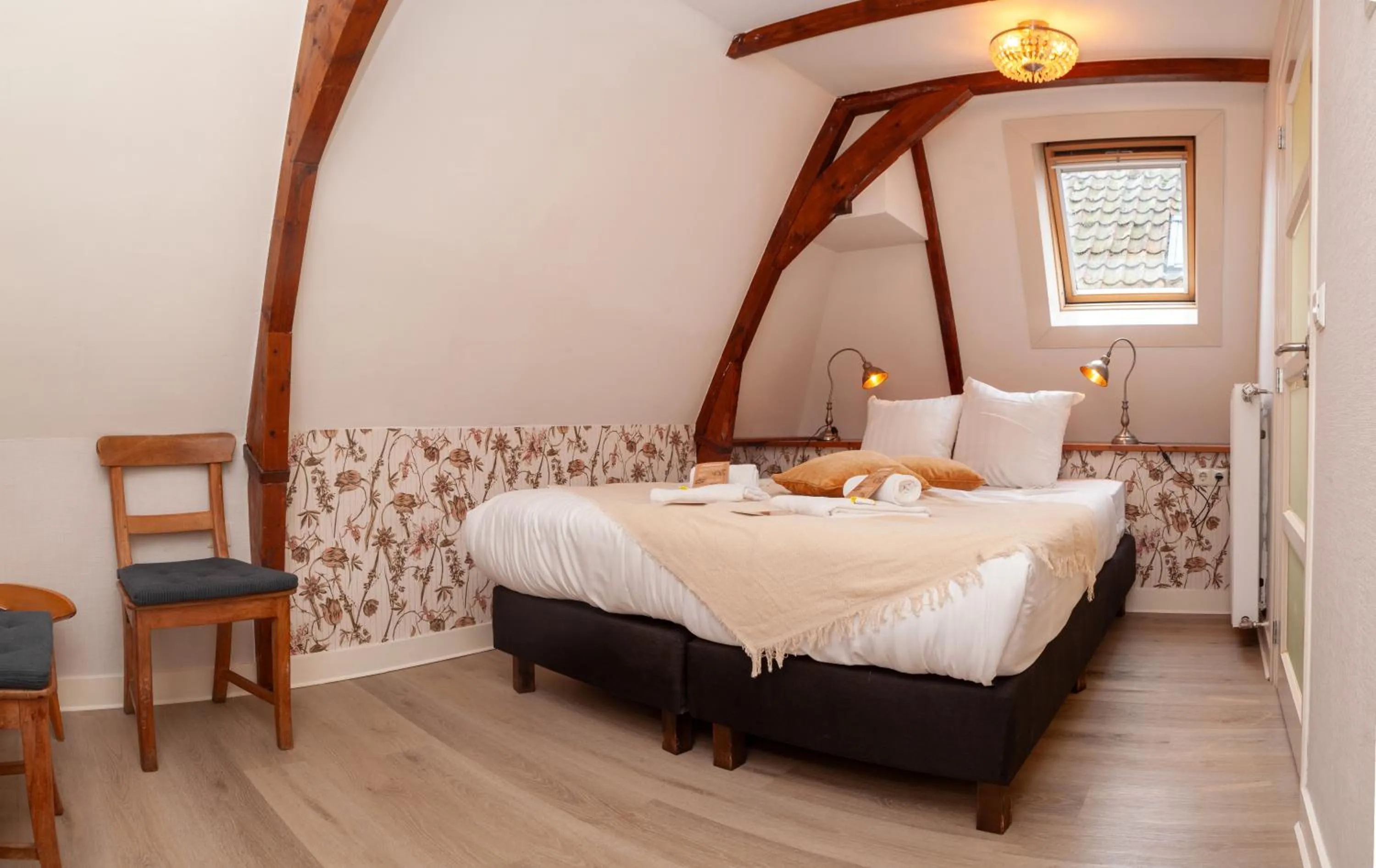 Bed in Kings Inn City Hotel Alkmaar