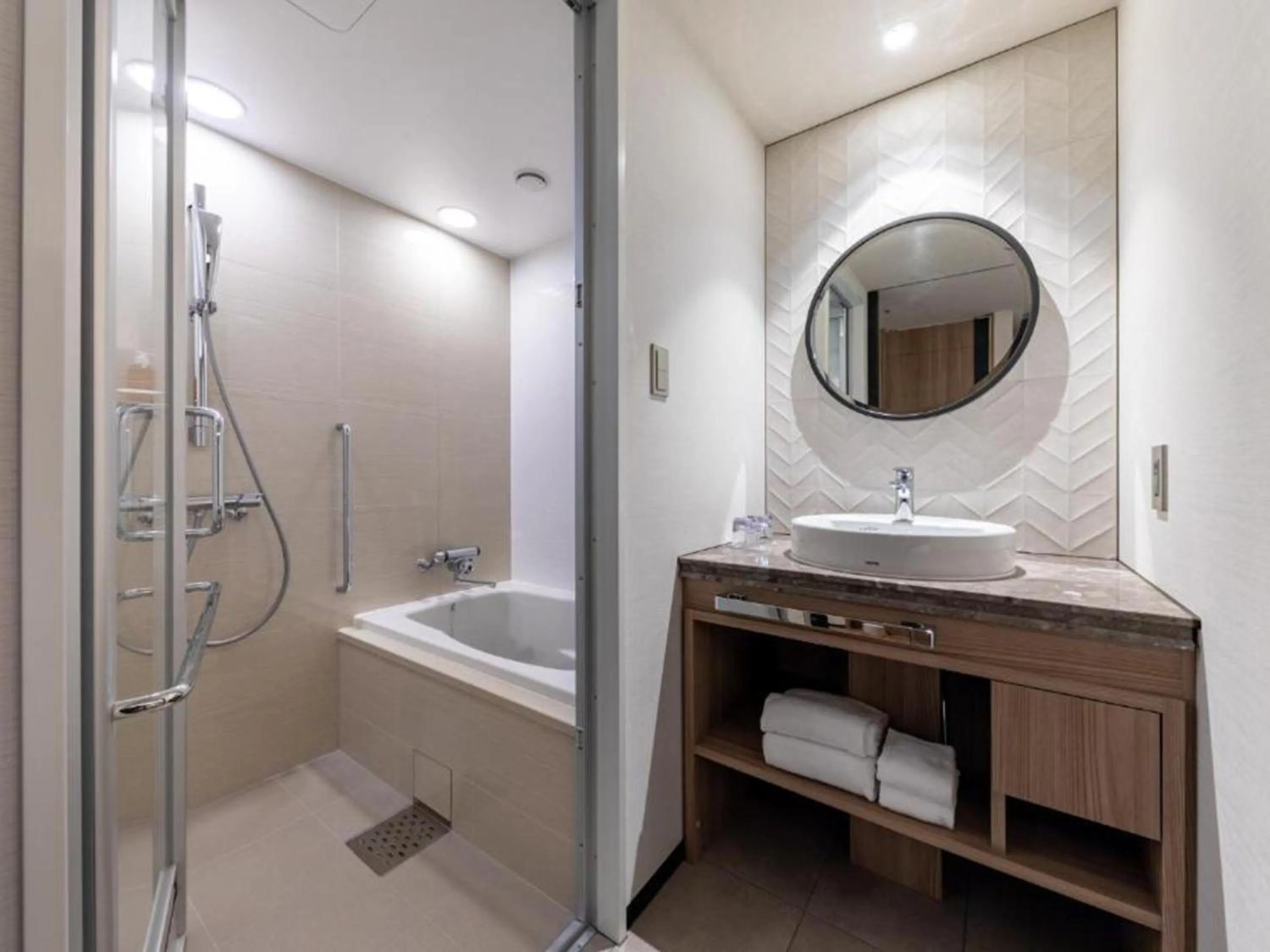 Shower in Solaria Nishitetsu Hotel Sapporo