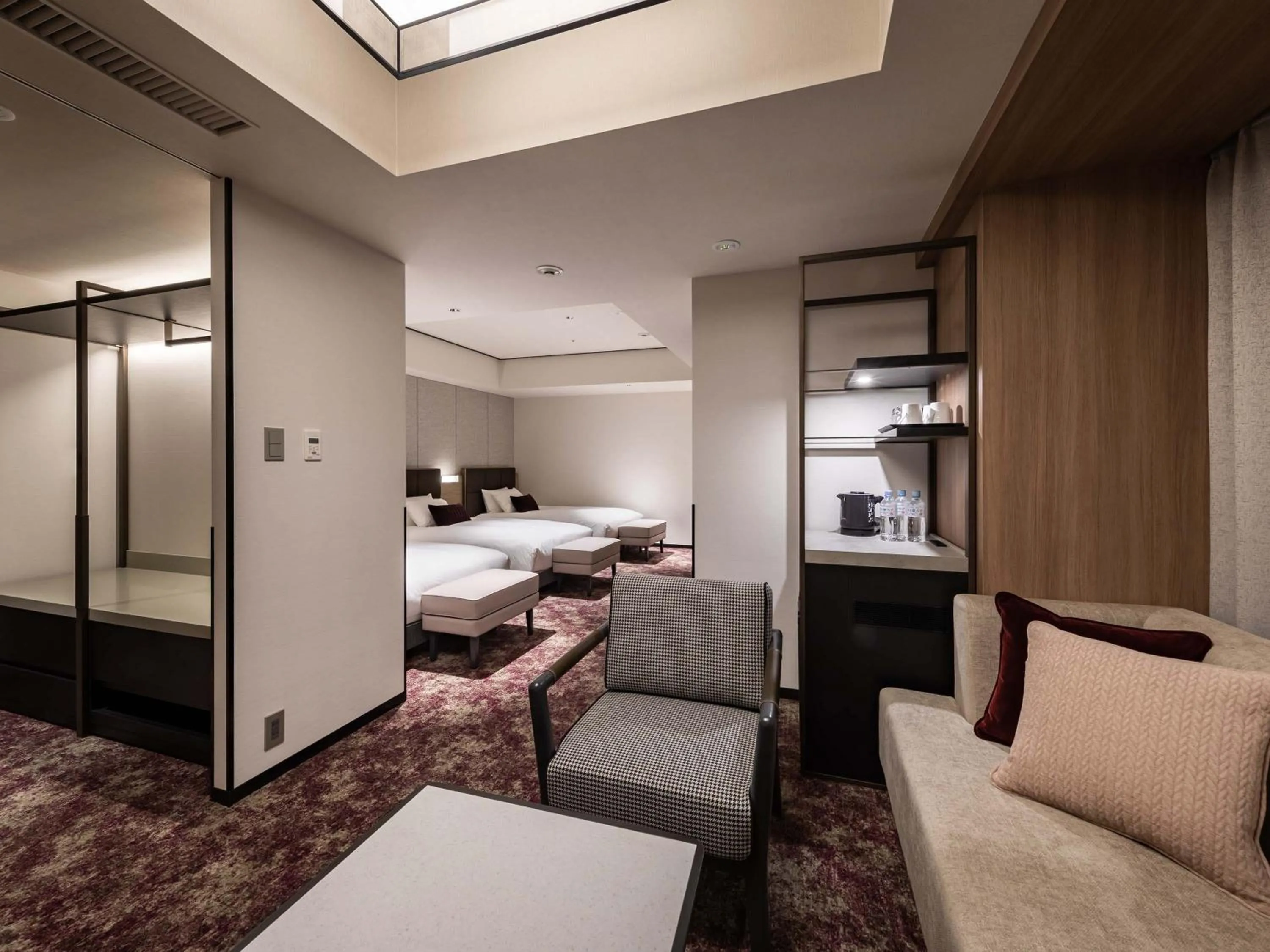 Photo of the whole room, Bed in Solaria Nishitetsu Hotel Sapporo