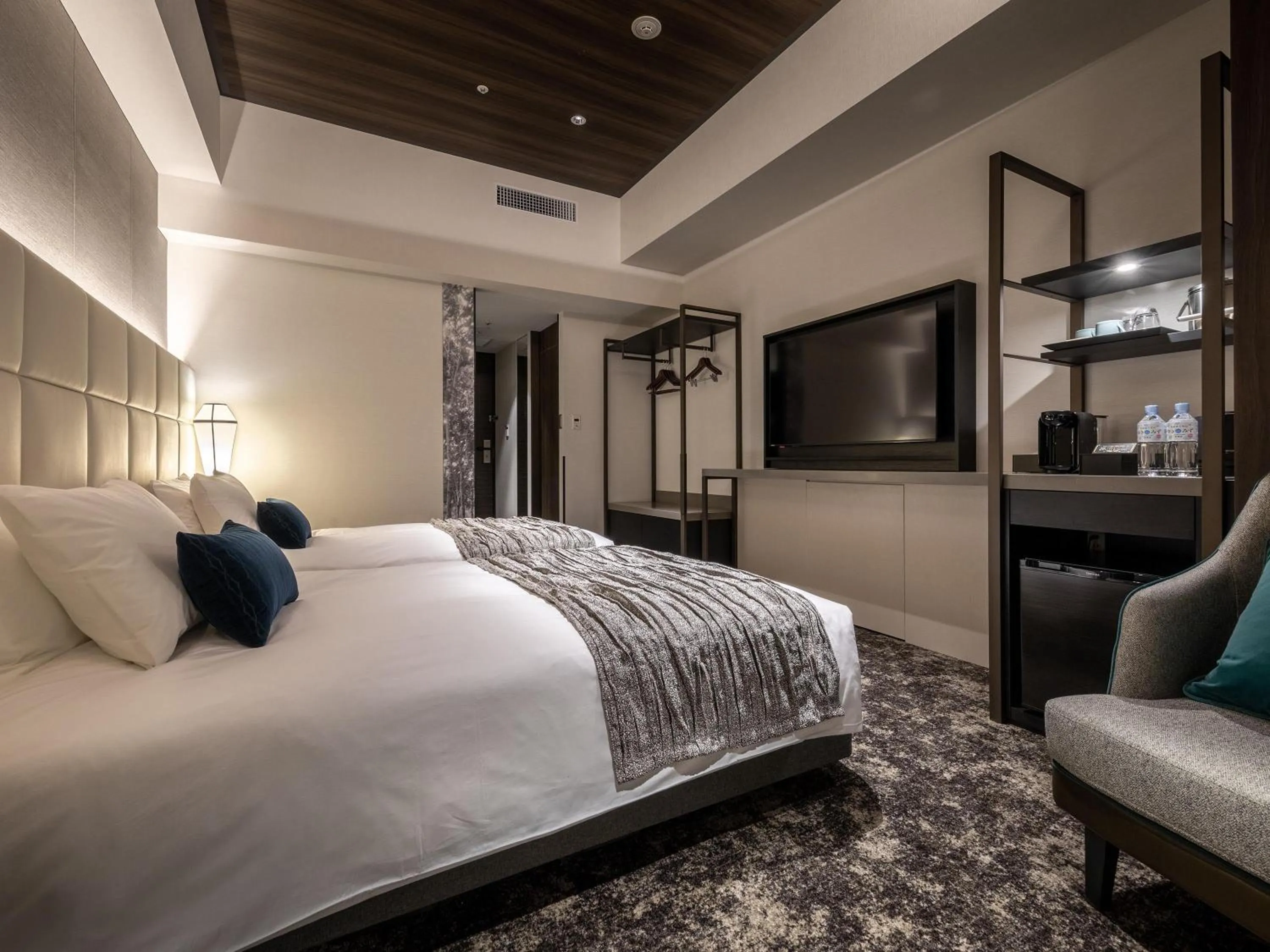 Photo of the whole room, Bed in Solaria Nishitetsu Hotel Sapporo