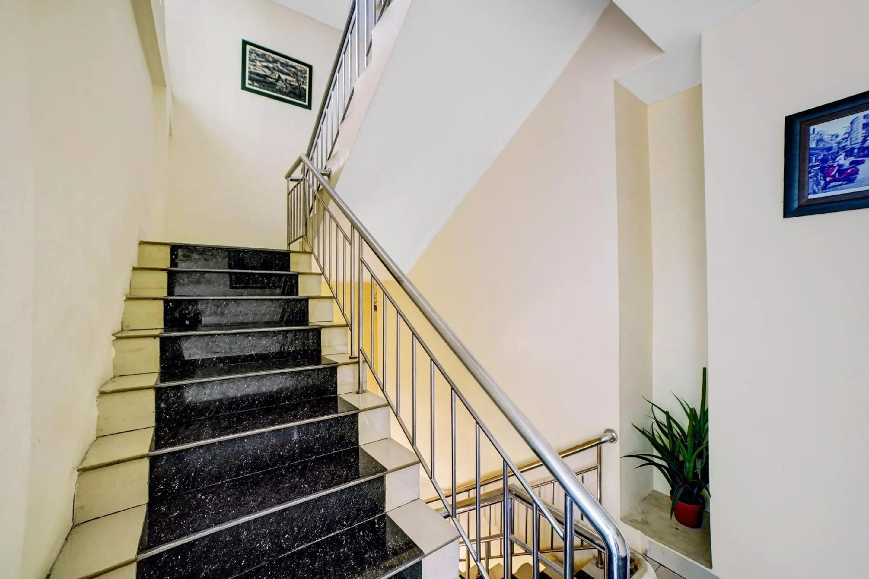 Lobby or reception in Hotel O Wesly House
