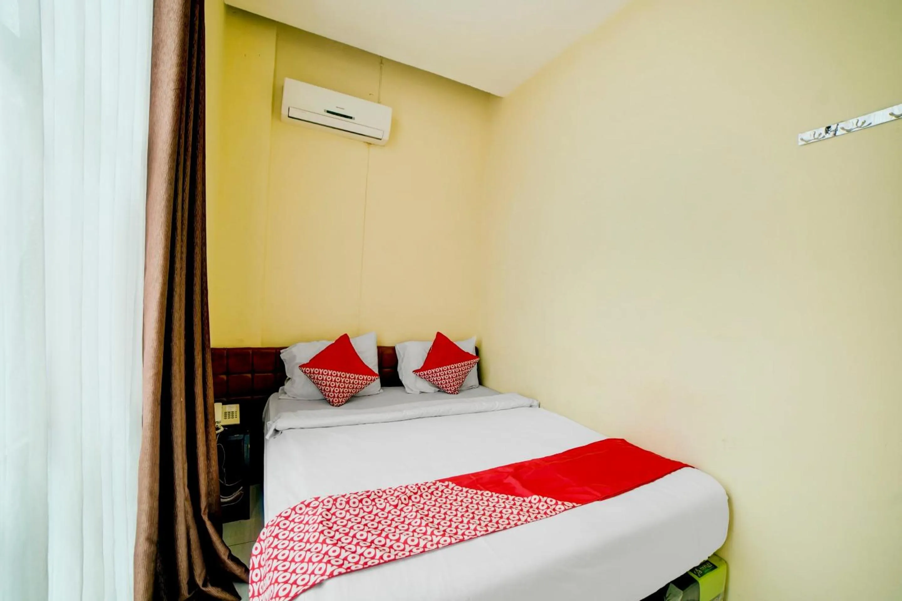 Bedroom, Bed in Hotel O Wesly House