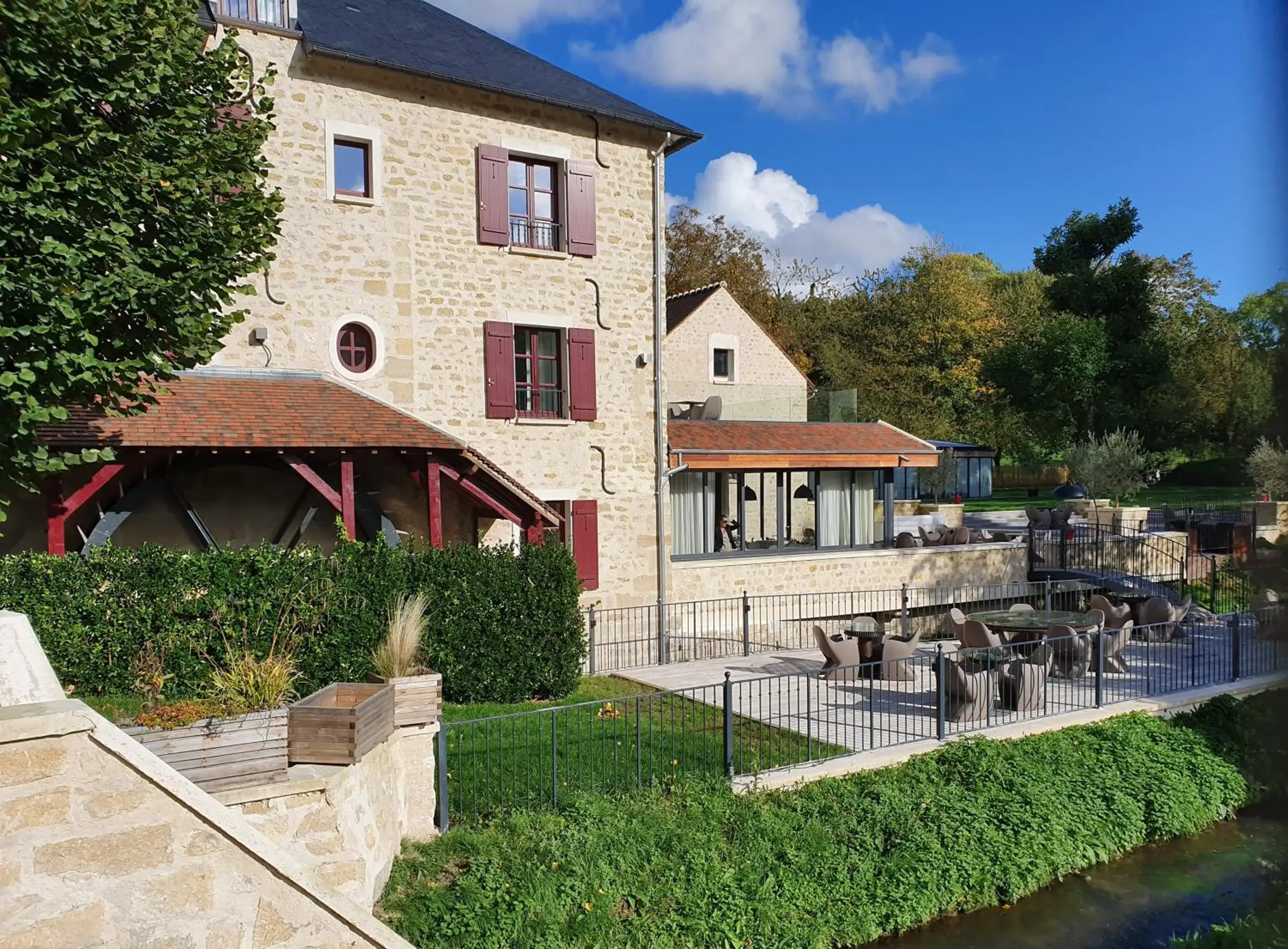 Property Building in Le Moulin des Marais