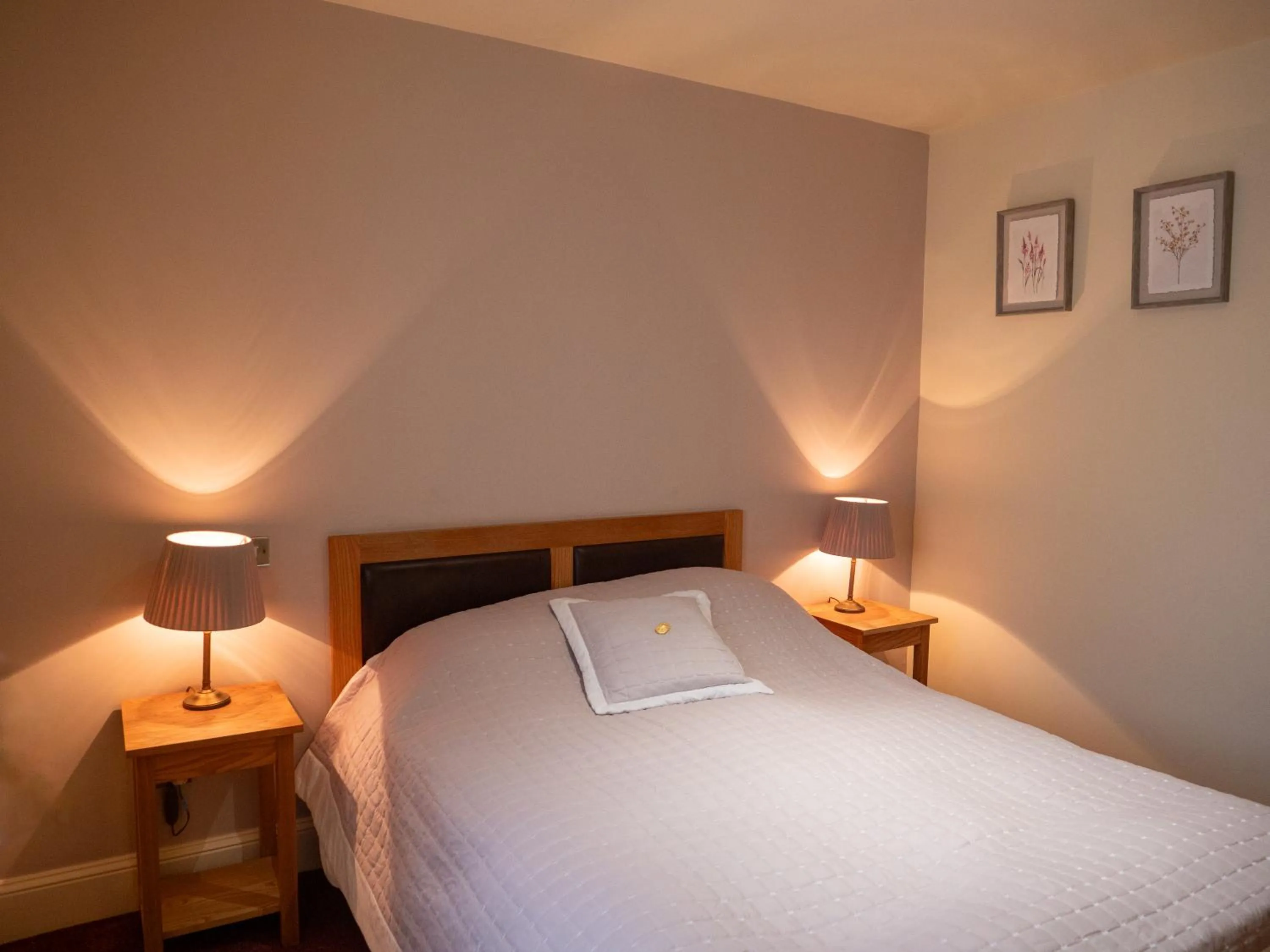 Bed in The Jolly Drover