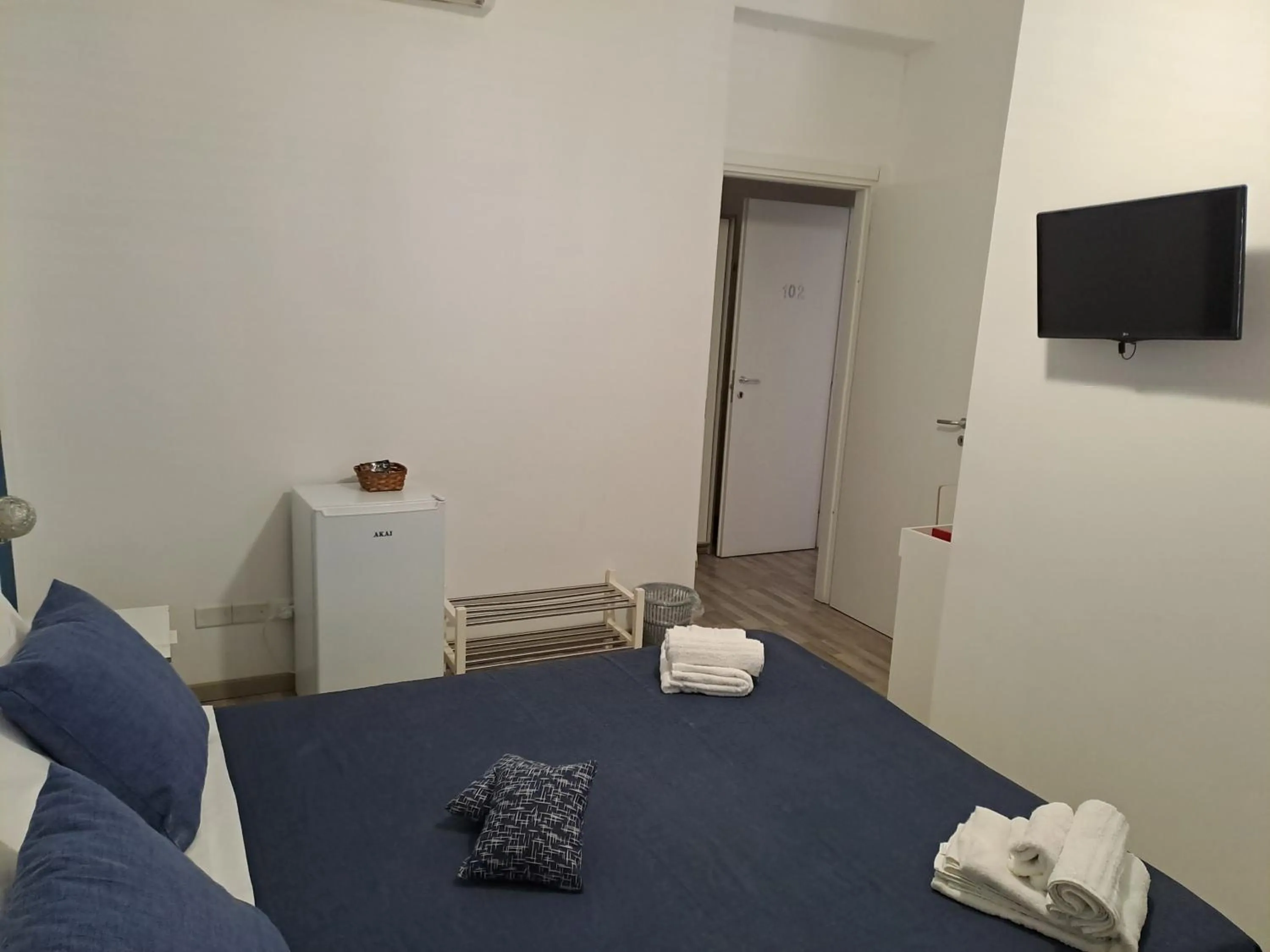 Bed in Bedroom la stazione