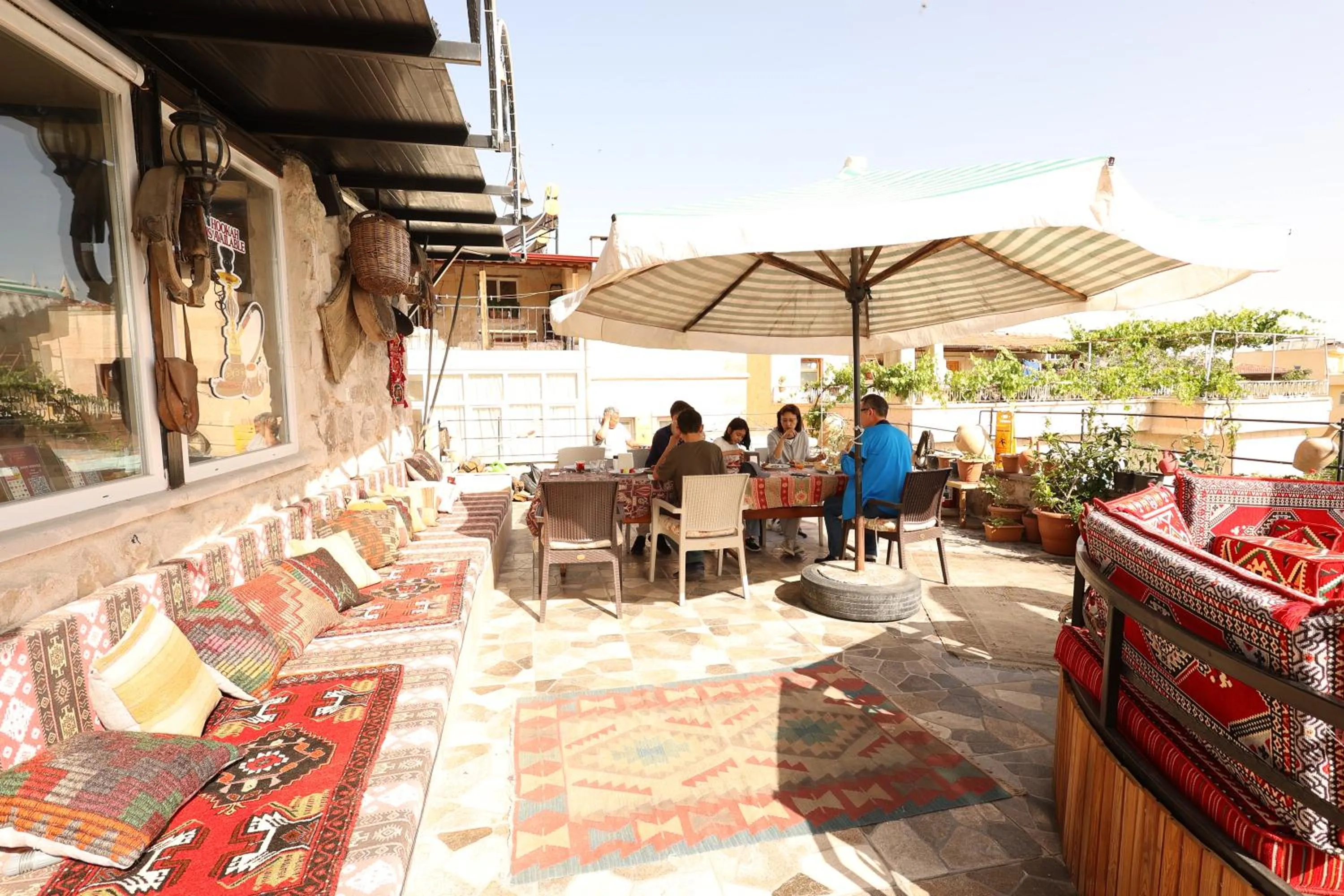 Lucky Luke Stone House