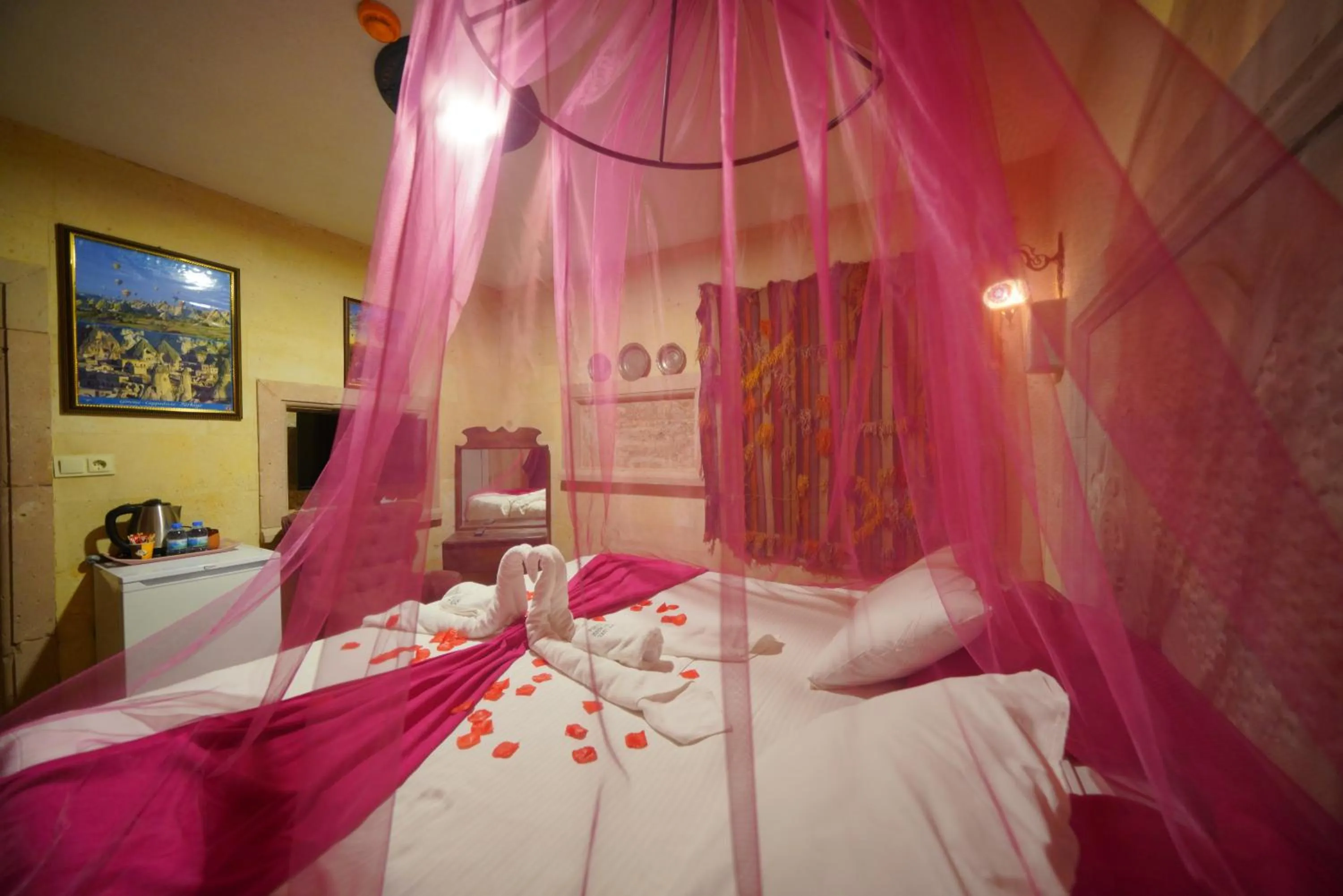 Bed in Lucky Luke Stone House