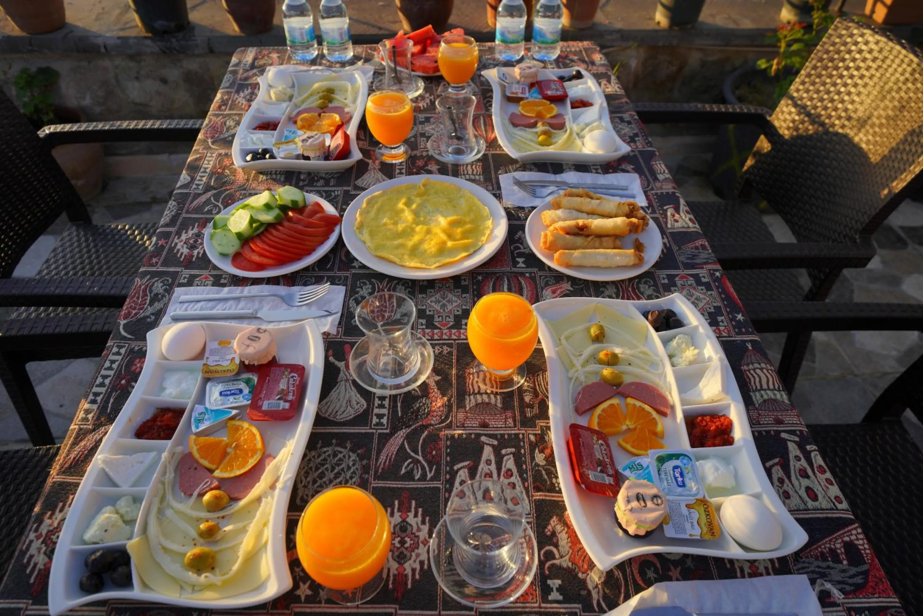 Drinks in Lucky Luke Stone House