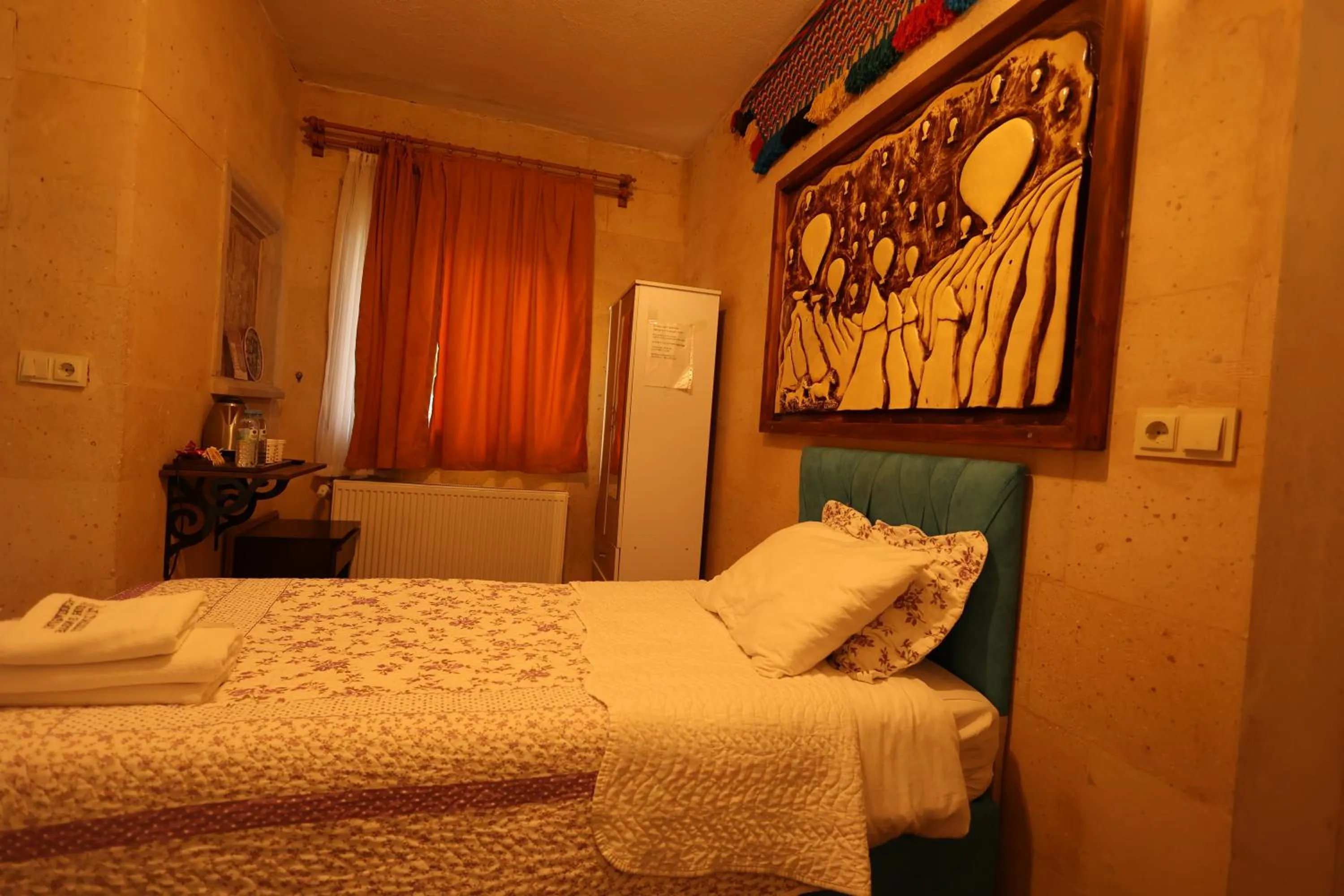 Bed in Lucky Luke Stone House