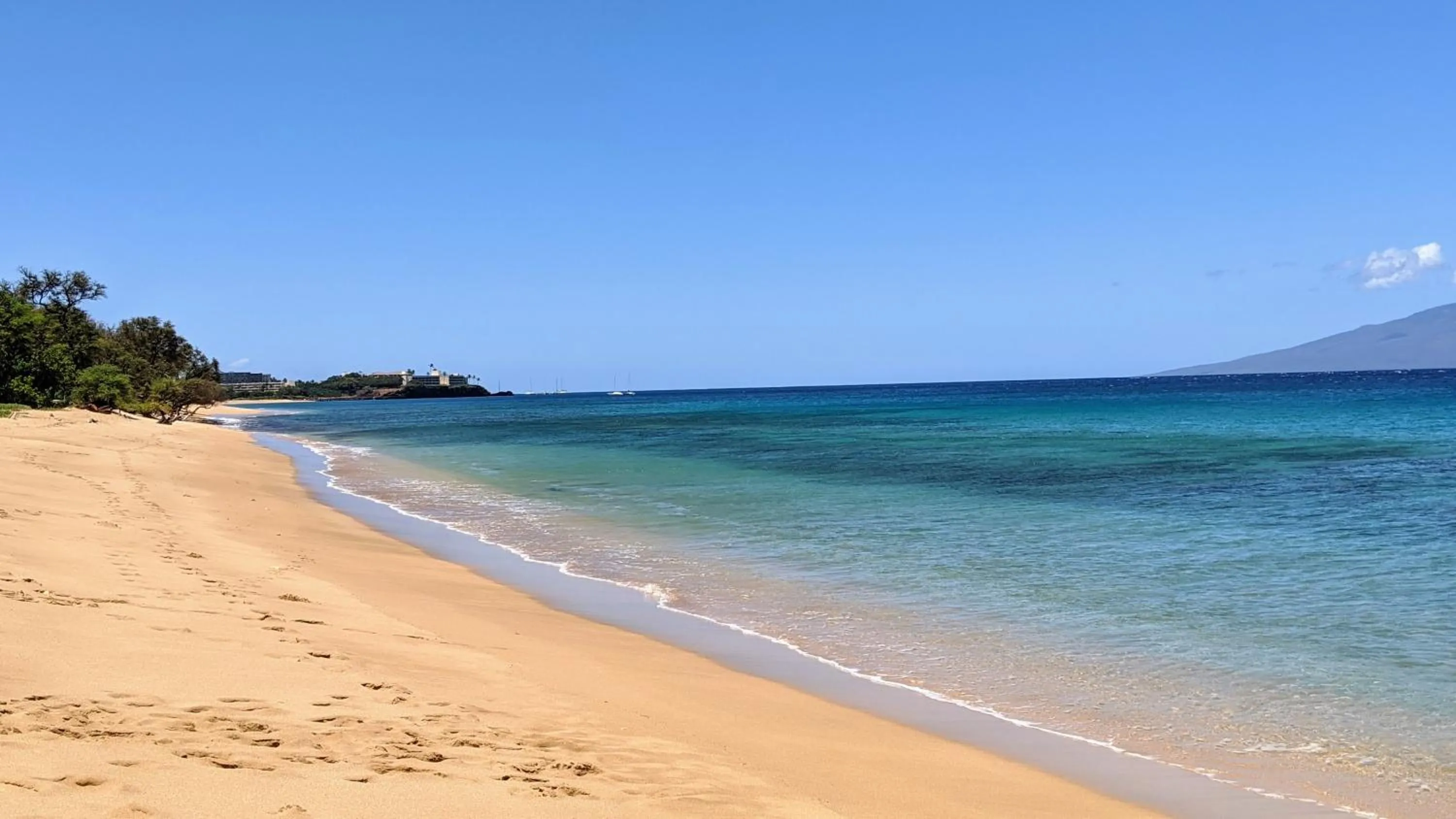 Maui Westside Presents - Luana garden Villa 8B
