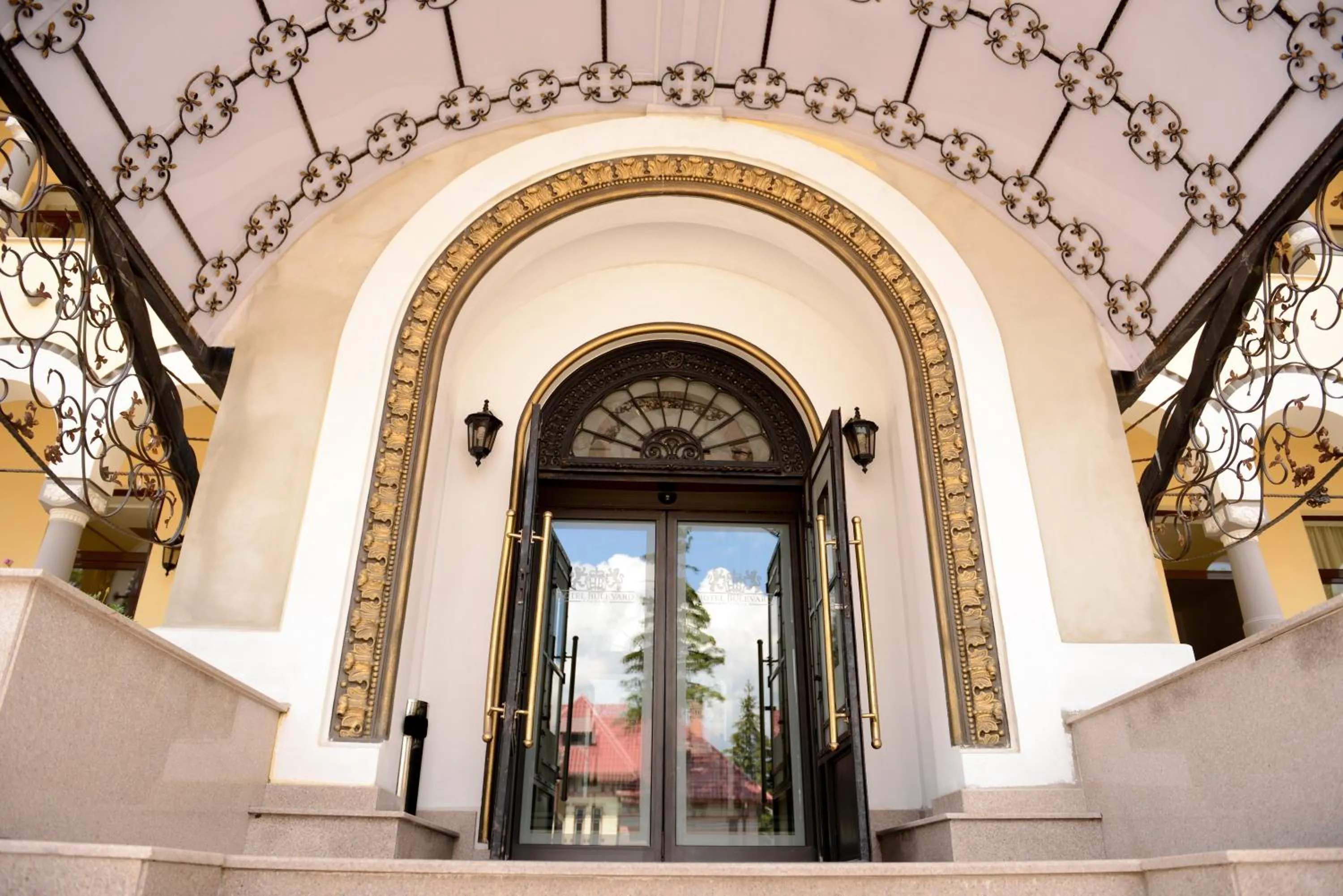 Facade/entrance in Hotel Bulevard Predeal