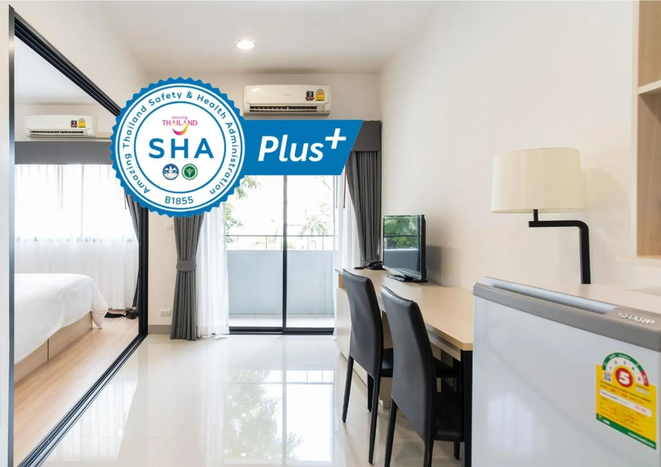 Photo of the whole room, Bed in KOS Hotel Suvarnabhumi Airport -SHA Extra Plus Photo of the whole room, Bed in KOS Hotel Suvarnabhumi Airport -SHA Extra Plus