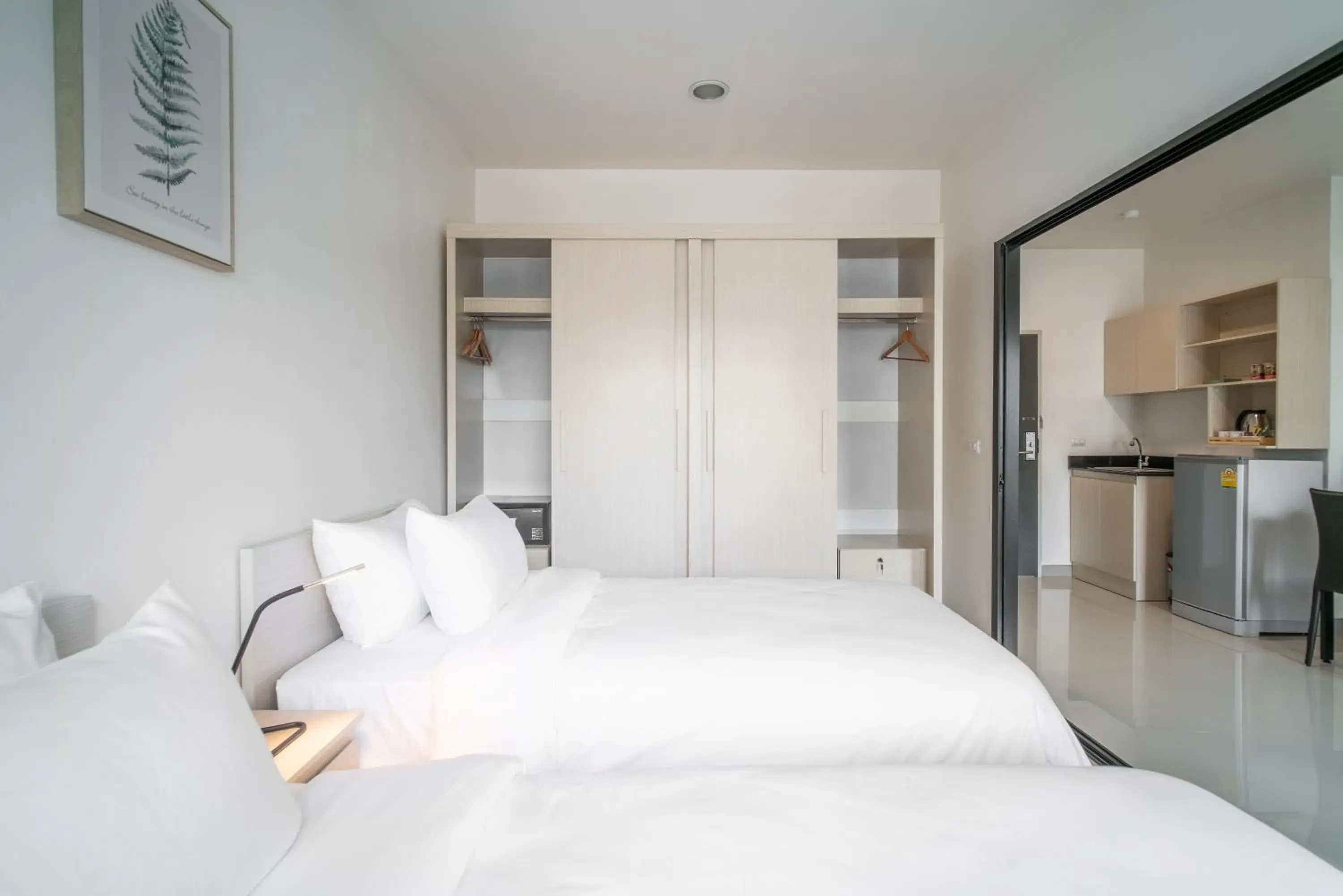 Superior Twin Room in KOS Hotel Suvarnabhumi Airport -SHA Extra Plus Superior Twin Room in KOS Hotel Suvarnabhumi Airport -SHA Extra Plus