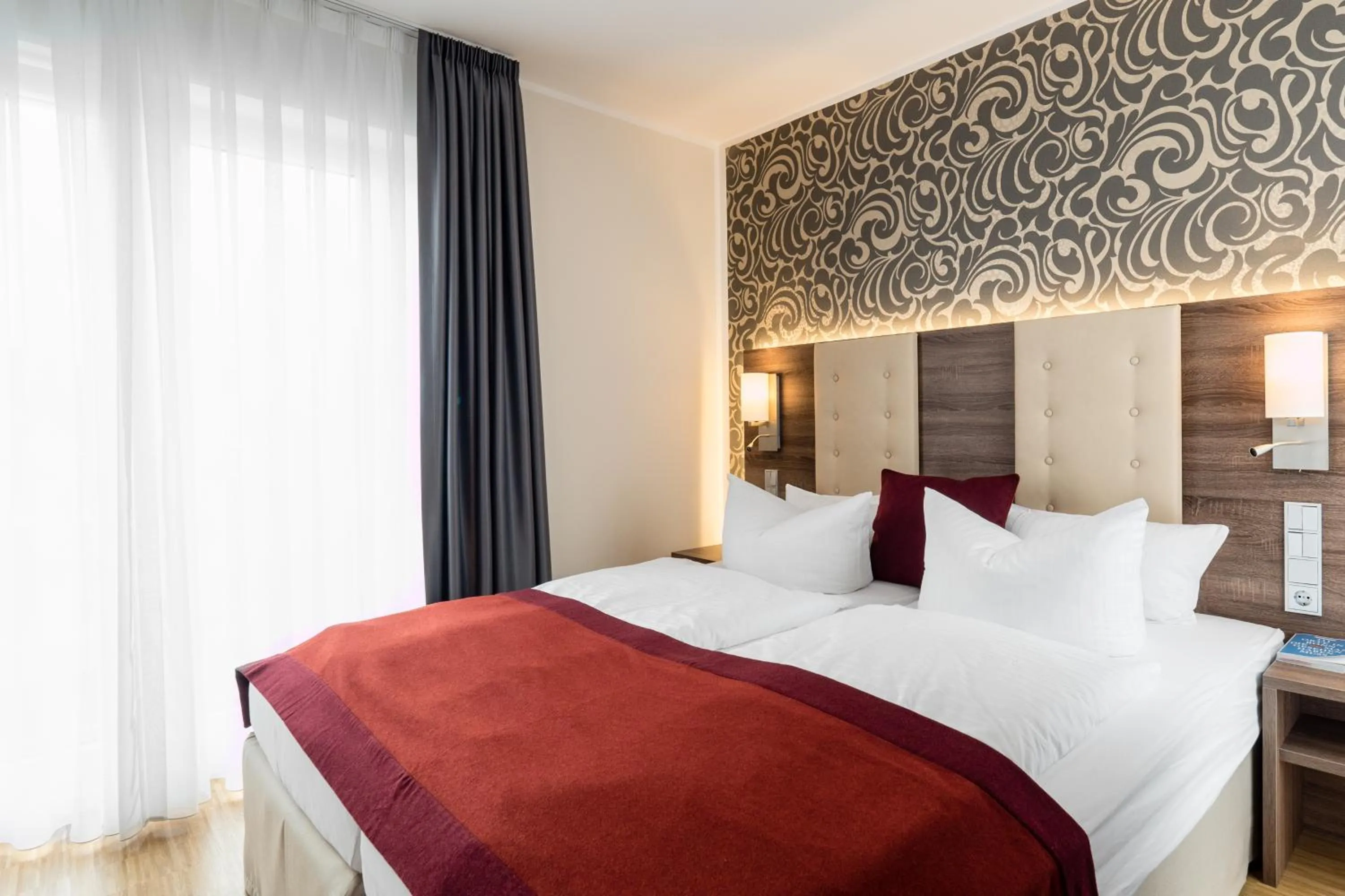 Day, Bed in Hotel Deutsches Haus