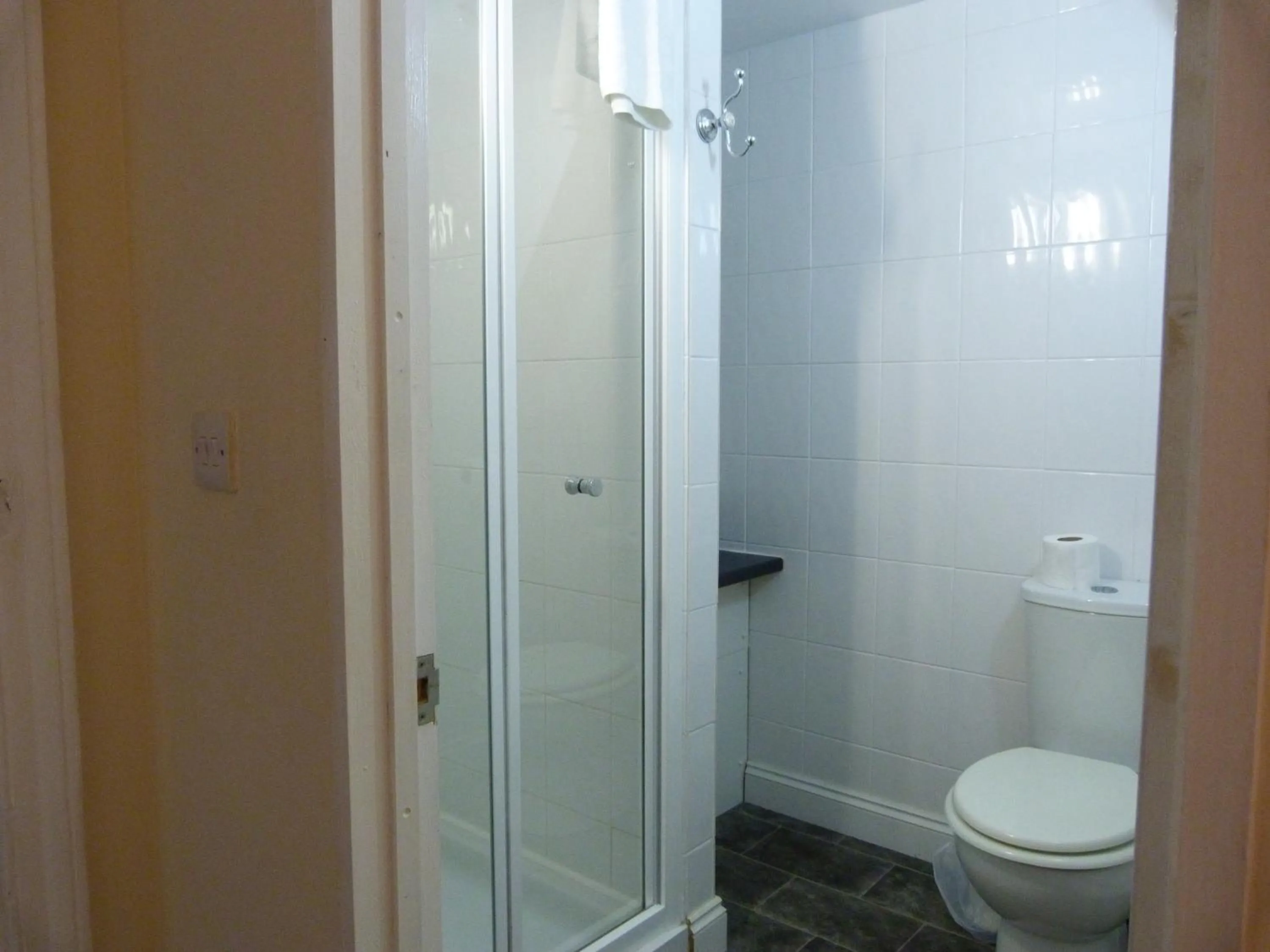 Bathroom in The Kenton Hotel