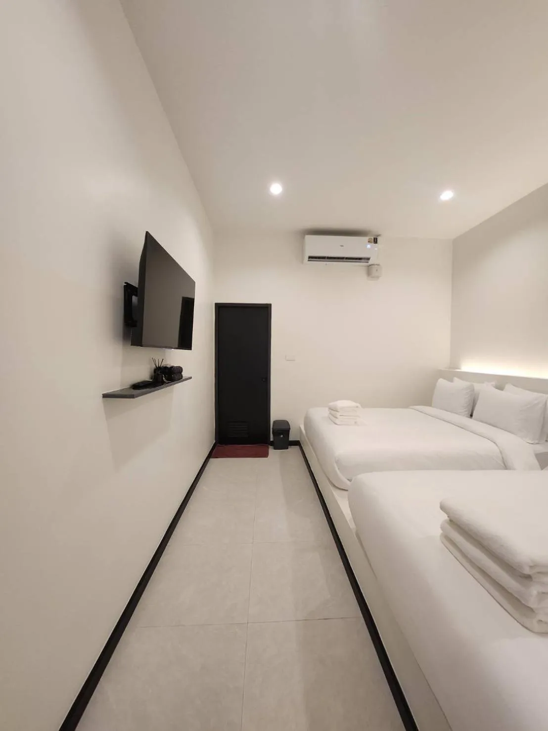 Bed in Skyline Resort