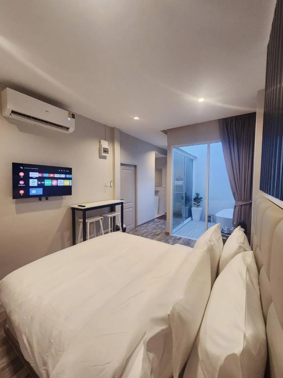 Bed in Skyline Resort