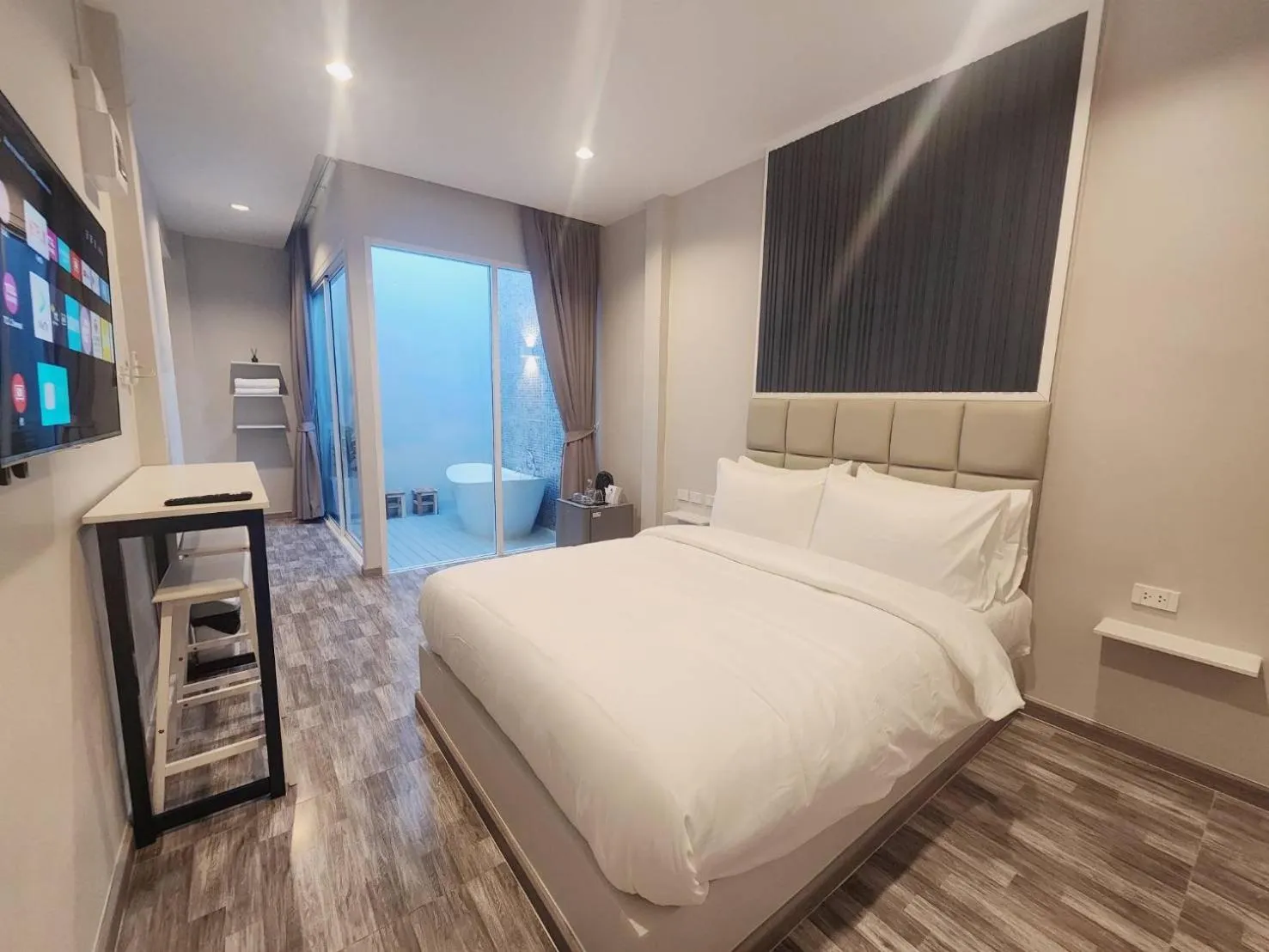 Bed in Skyline Resort