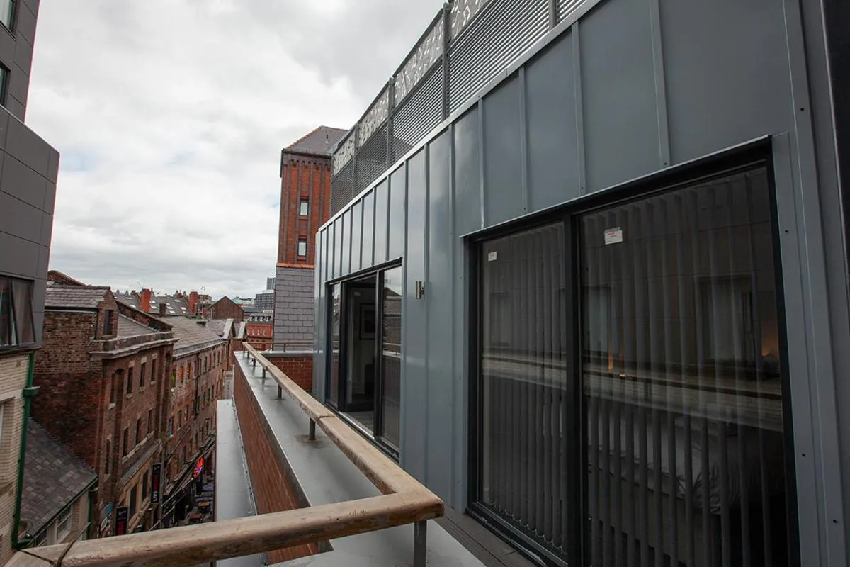 Balcony/Terrace in SGT Peppers Mathew Street Apartments By Happy Days
