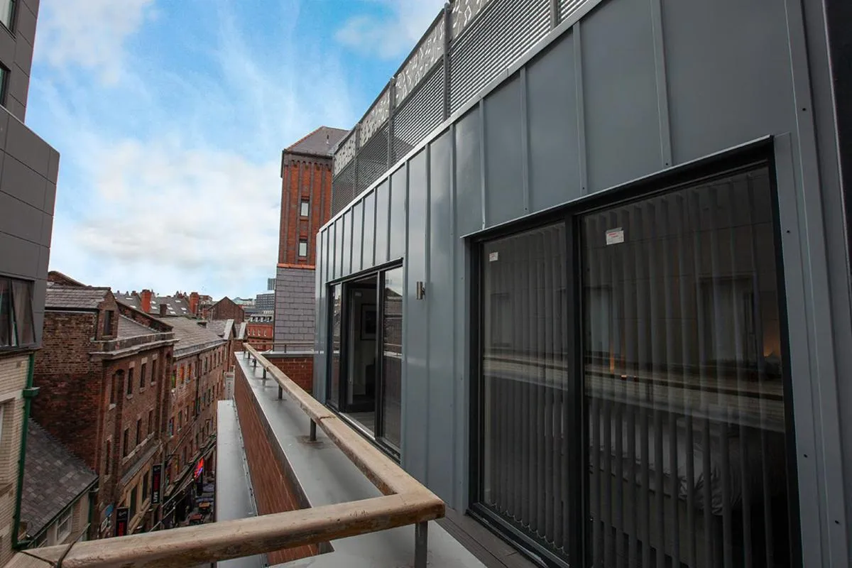 Balcony/Terrace in SGT Peppers Mathew Street Apartments By Happy Days
