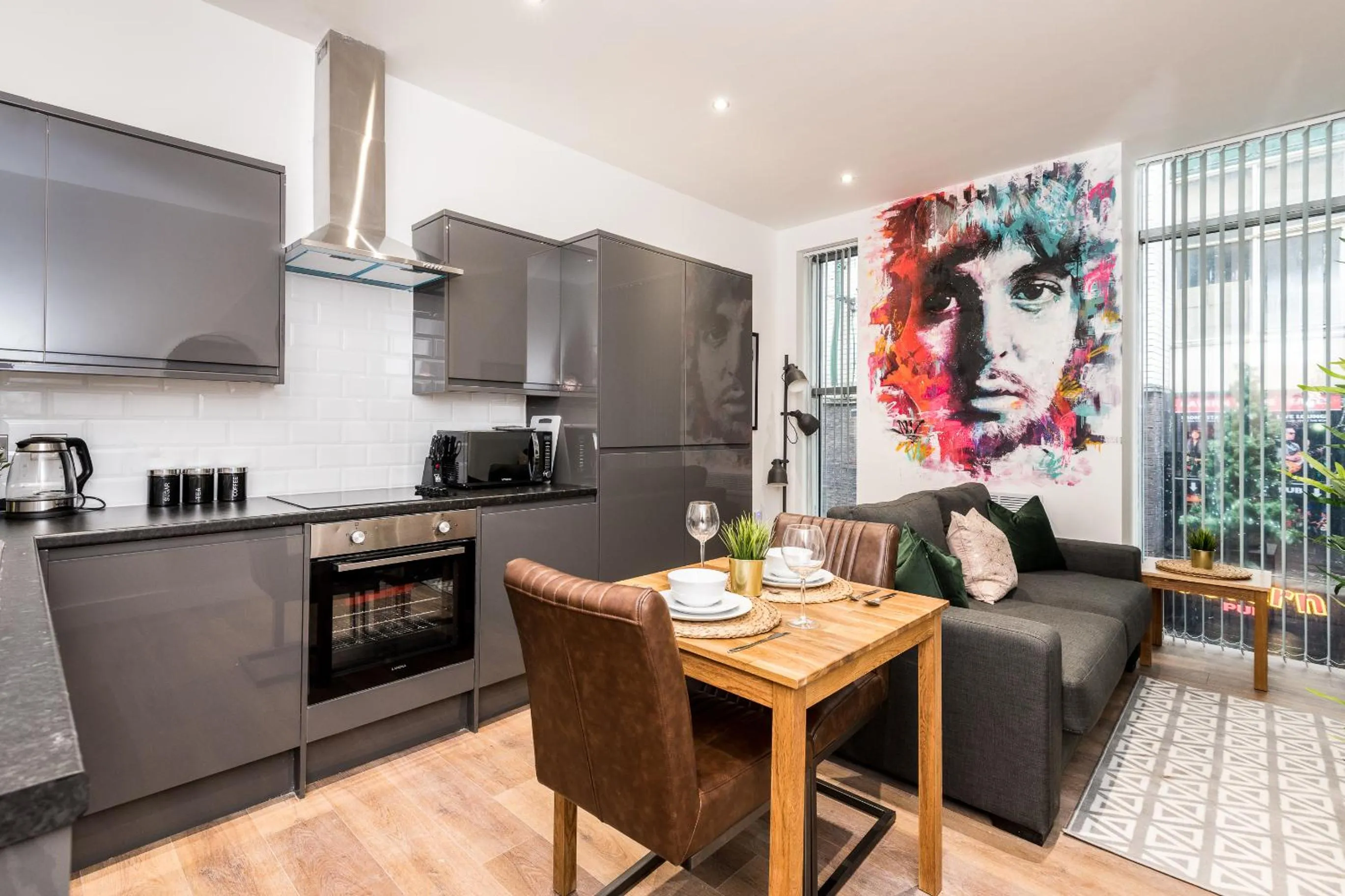 Kitchen or kitchenette in SGT Peppers Mathew Street Apartments By Happy Days