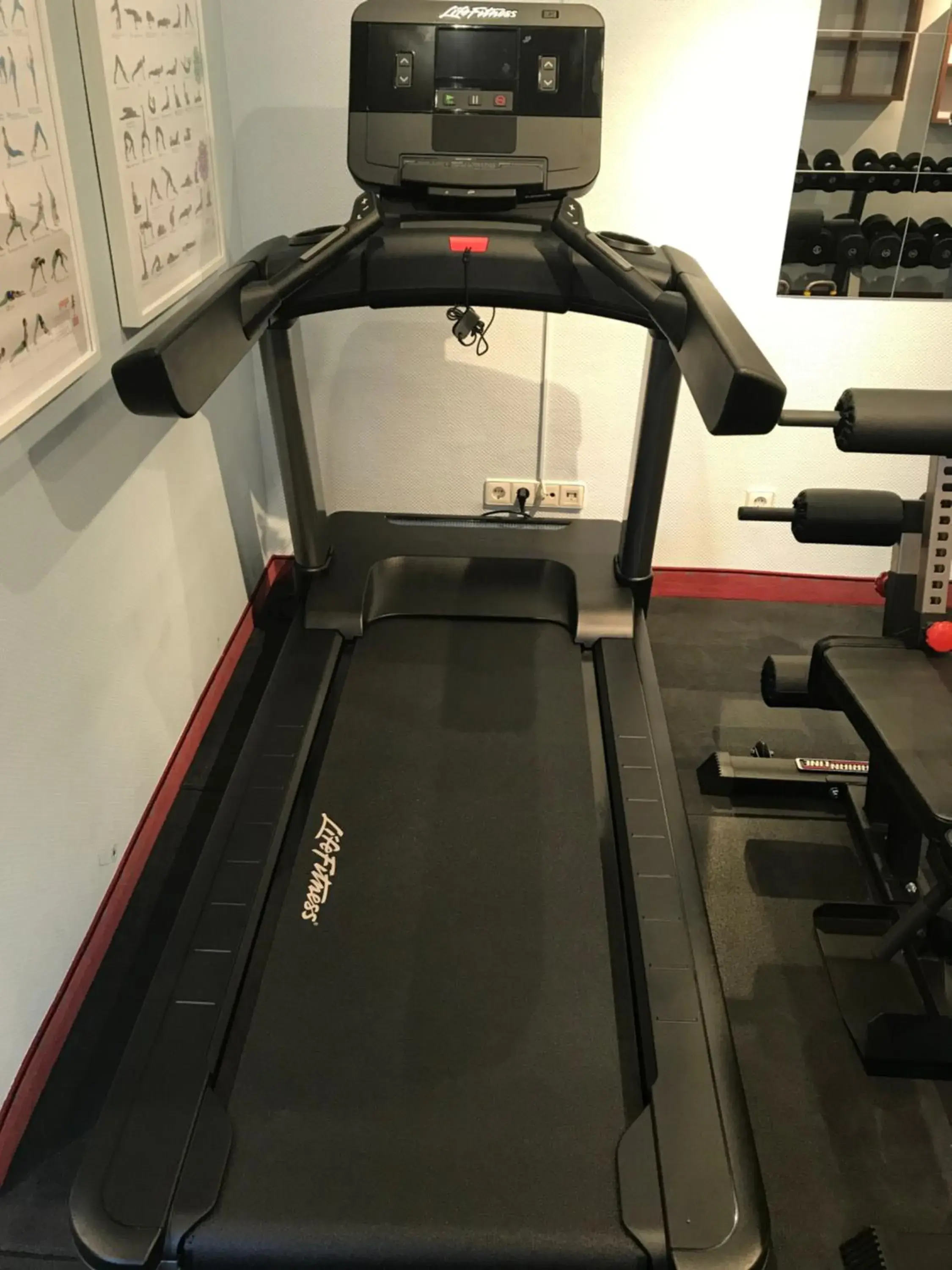 Fitness centre/facilities in AZIMUT Hotel Dresden Fitness centre/facilities in AZIMUT Hotel Dresden