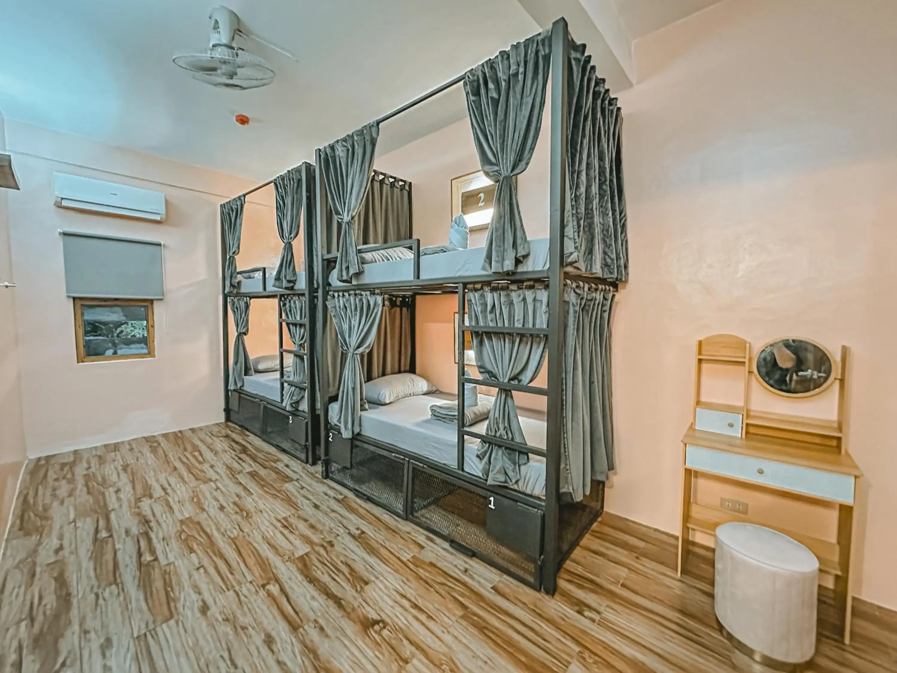 4-Bed Female Dormitory Room - single occupancy in Outpost Hostel - Coron 4-Bed Female Dormitory Room - single occupancy in Outpost Hostel - Coron