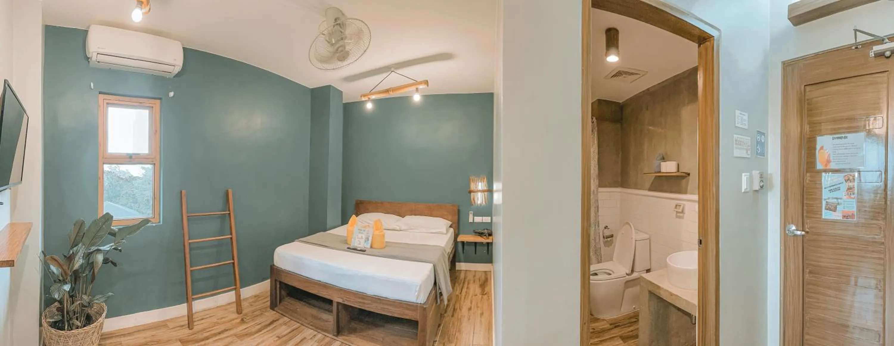 Bed in Outpost Hostel - Coron