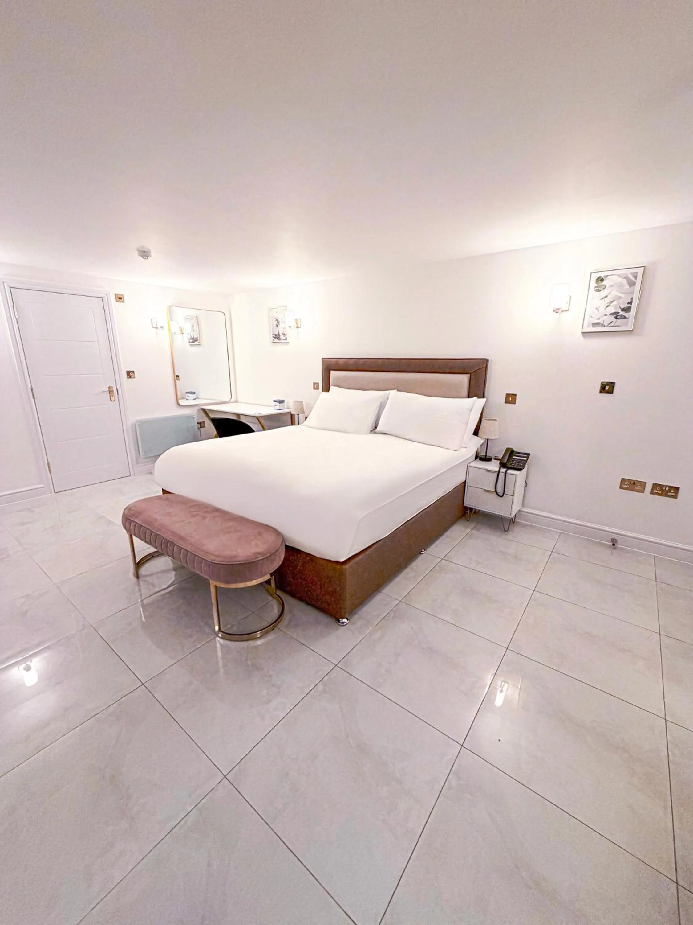 Bed in The Hadley Hotel