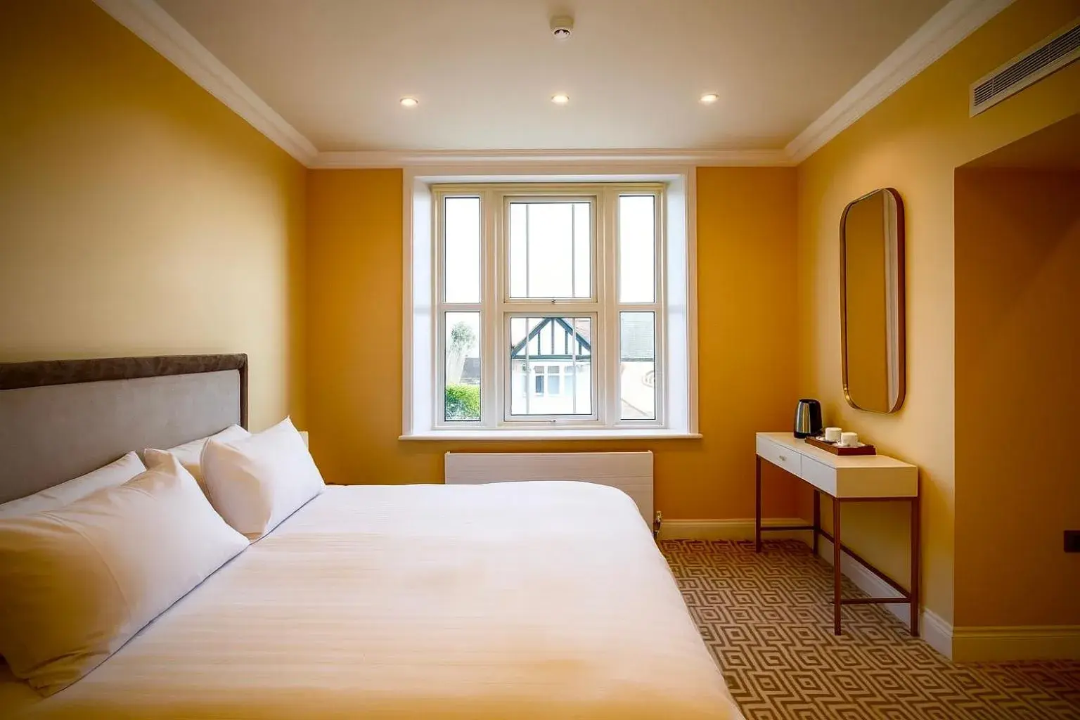 Bed in The Hadley Hotel Bed in The Hadley Hotel