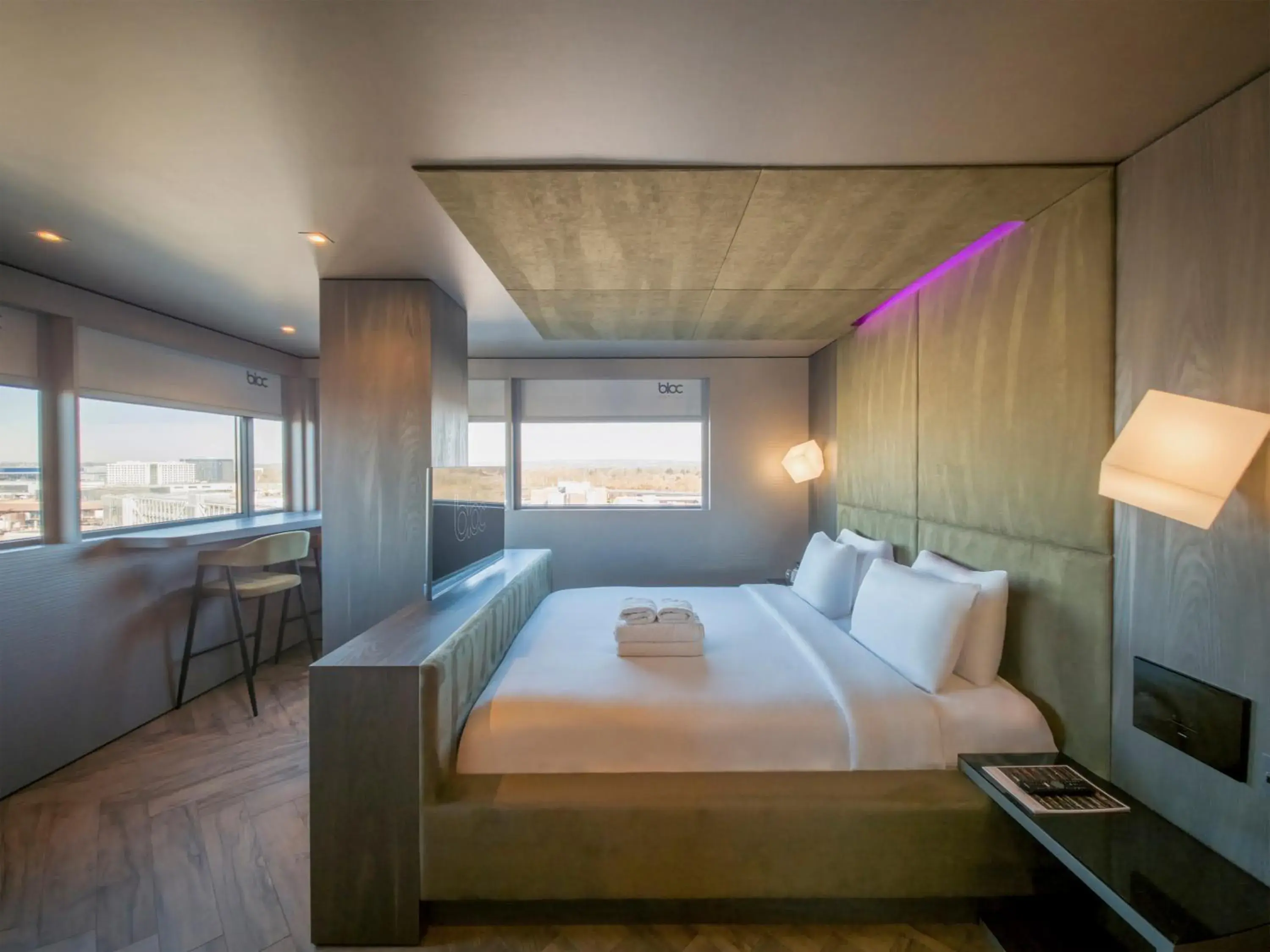 VIP Double Room in Bloc Hotel London Gatwick Airport VIP Double Room in Bloc Hotel London Gatwick Airport