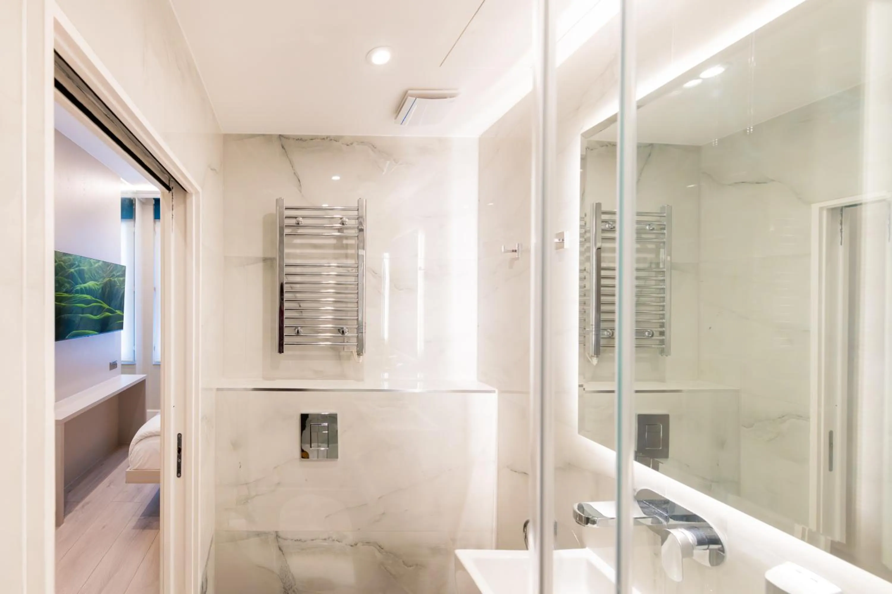 Bathroom in NOX Belsize Park