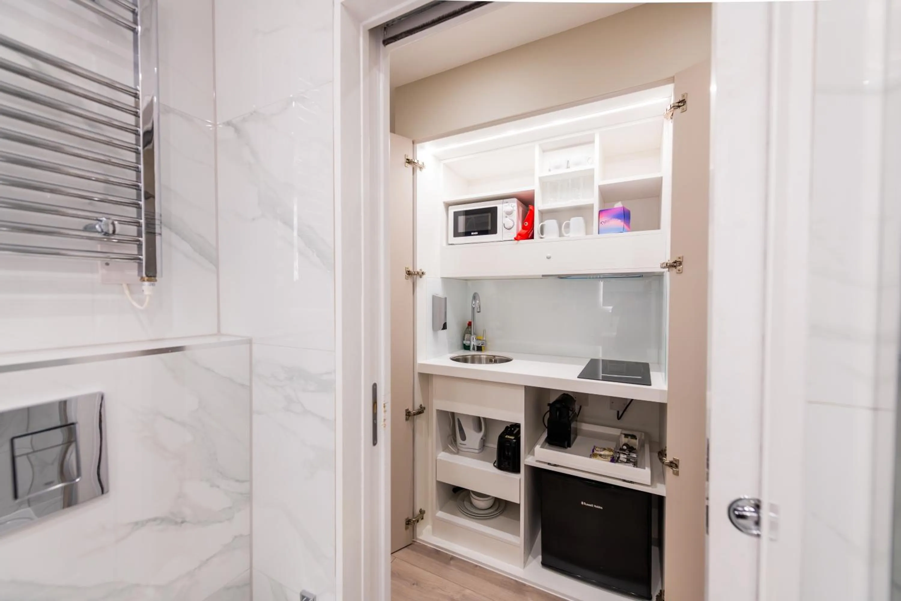 Kitchen or kitchenette in NOX Belsize Park