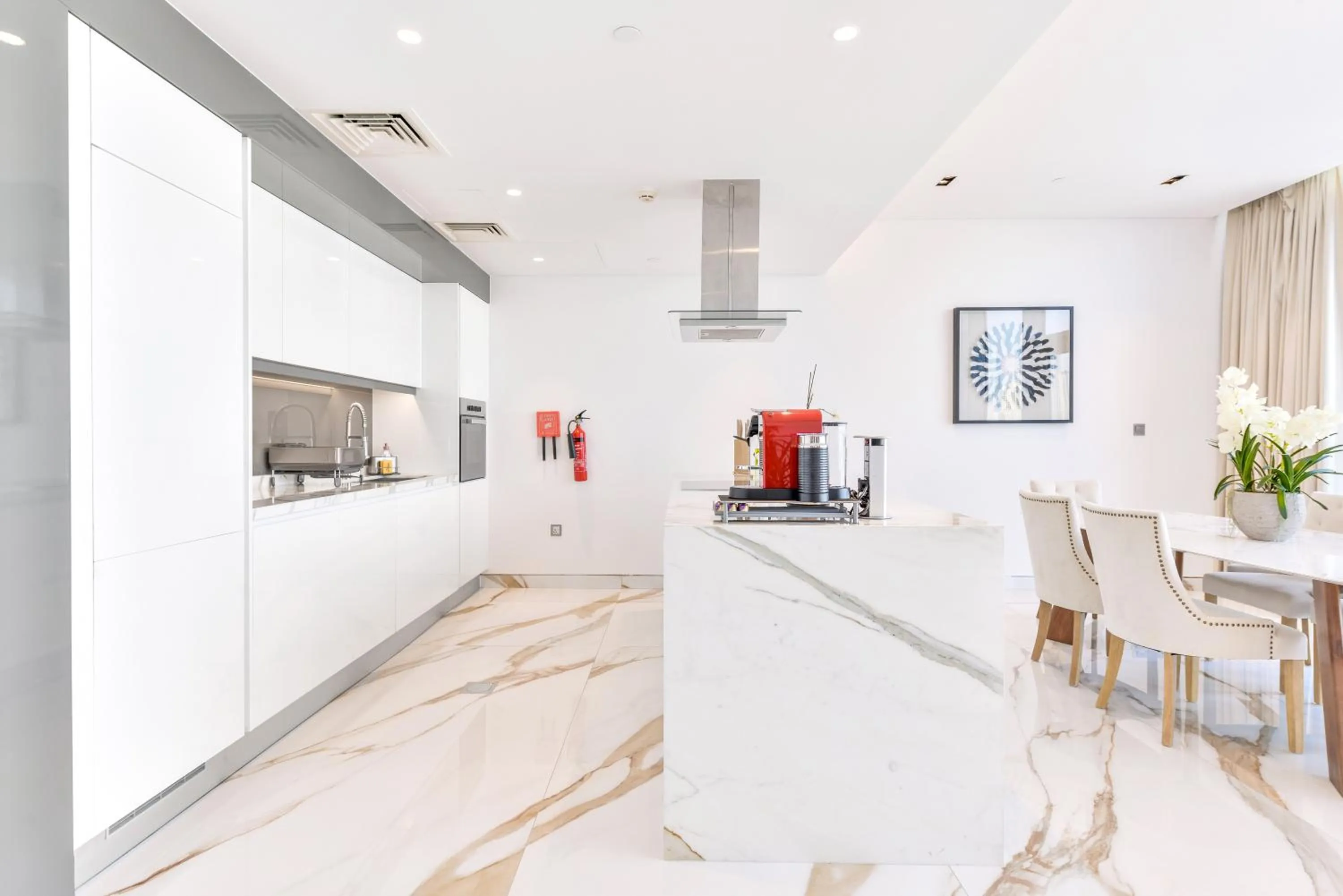 Coffee/tea facilities in Lavish & Equipped oceanfront 2 BR facing Ain Dubai