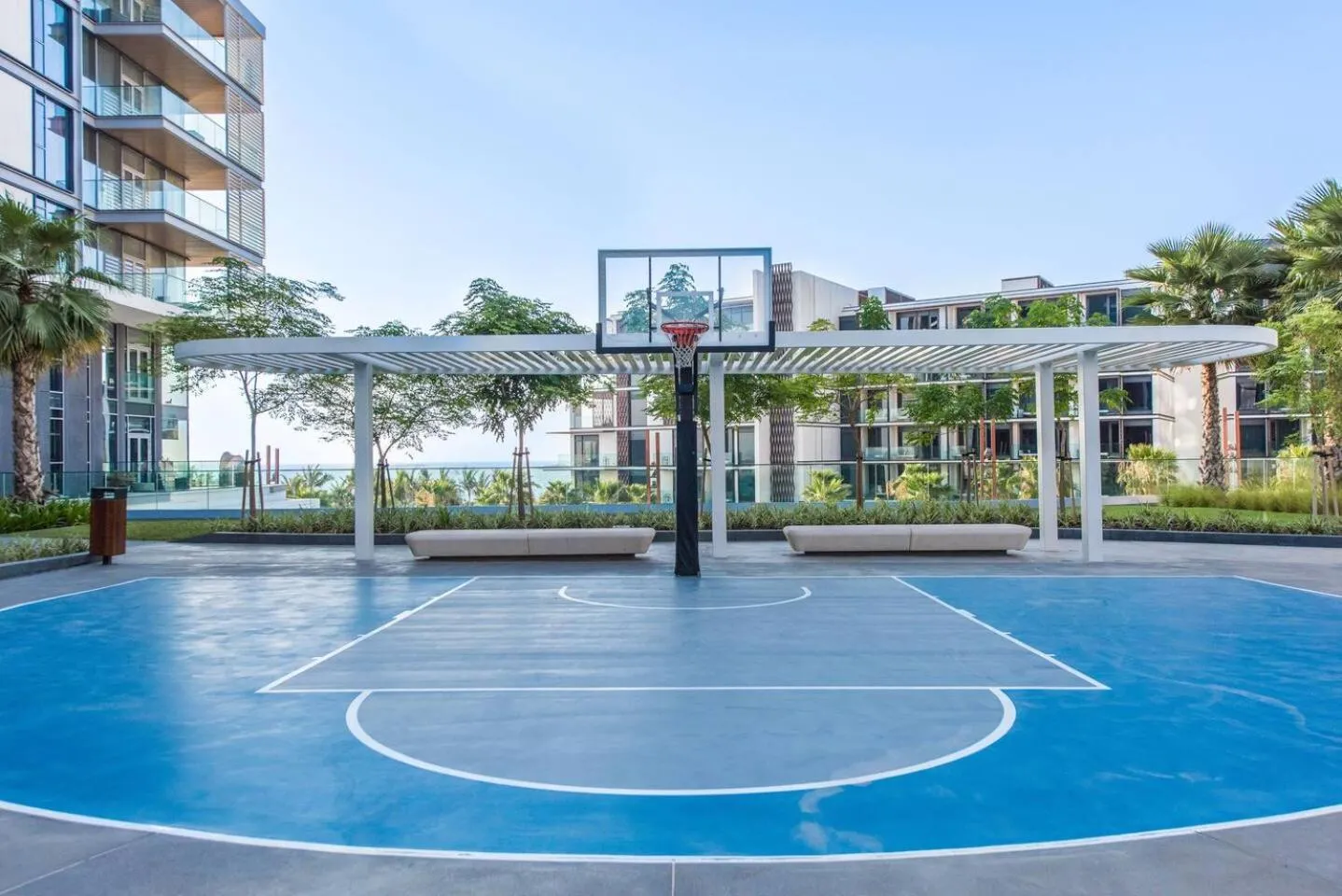 Activities in Lavish & Equipped oceanfront 2 BR facing Ain Dubai
