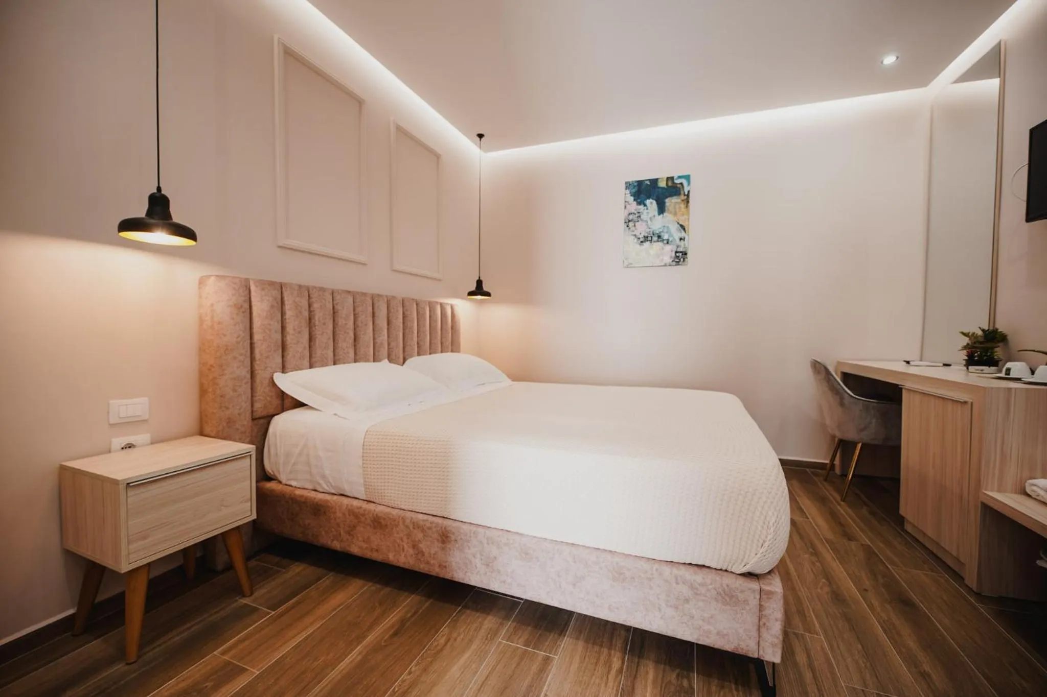 Bed in Himara 28 Hotel