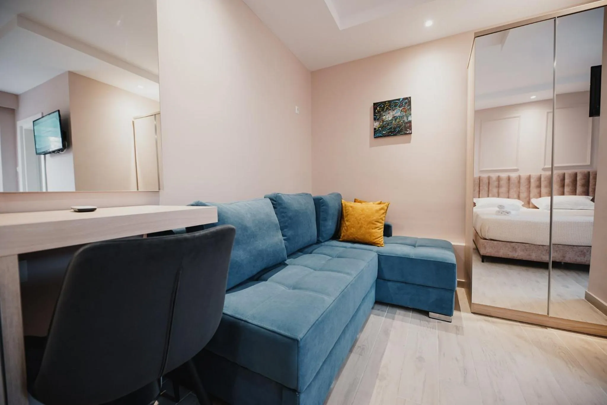 Bed in Himara 28 Hotel