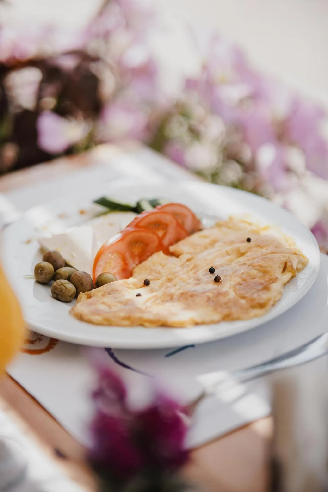 Food and drinks in Himara 28 Hotel